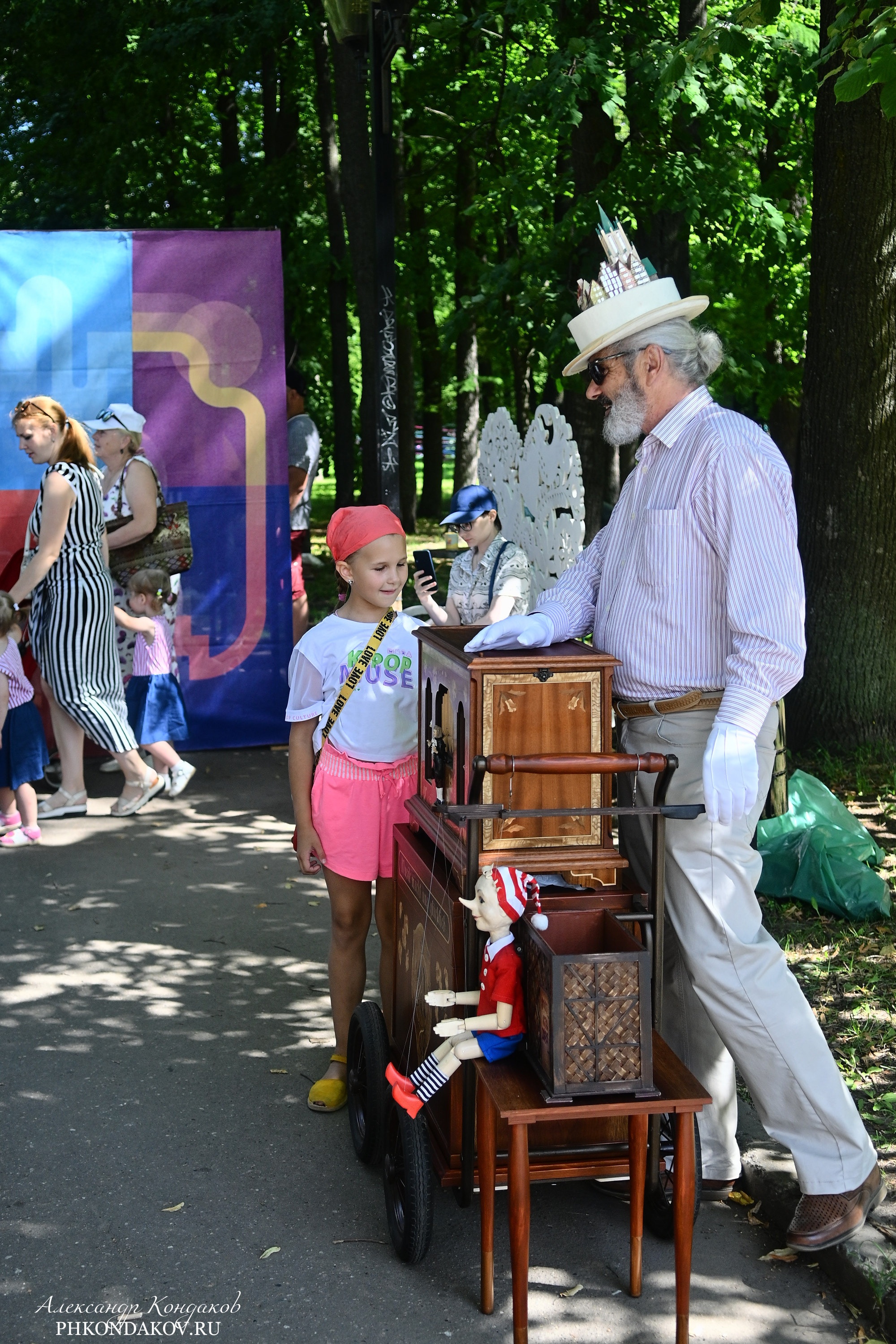 Съемка дня города в Иваново. Фотограф в Иваново: Каталожная съемка одежды и постельного белья, Wildberries