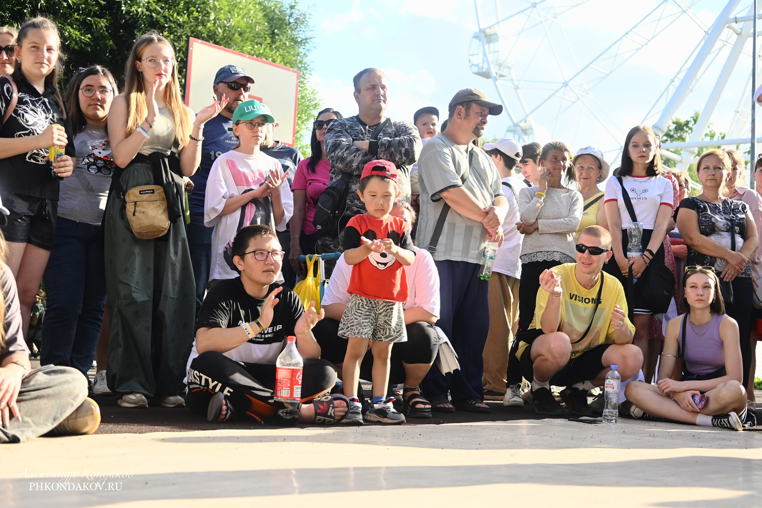 Съемка дня города в Иваново. Фотограф в Иваново: Каталожная съемка одежды и постельного белья, Wildberries