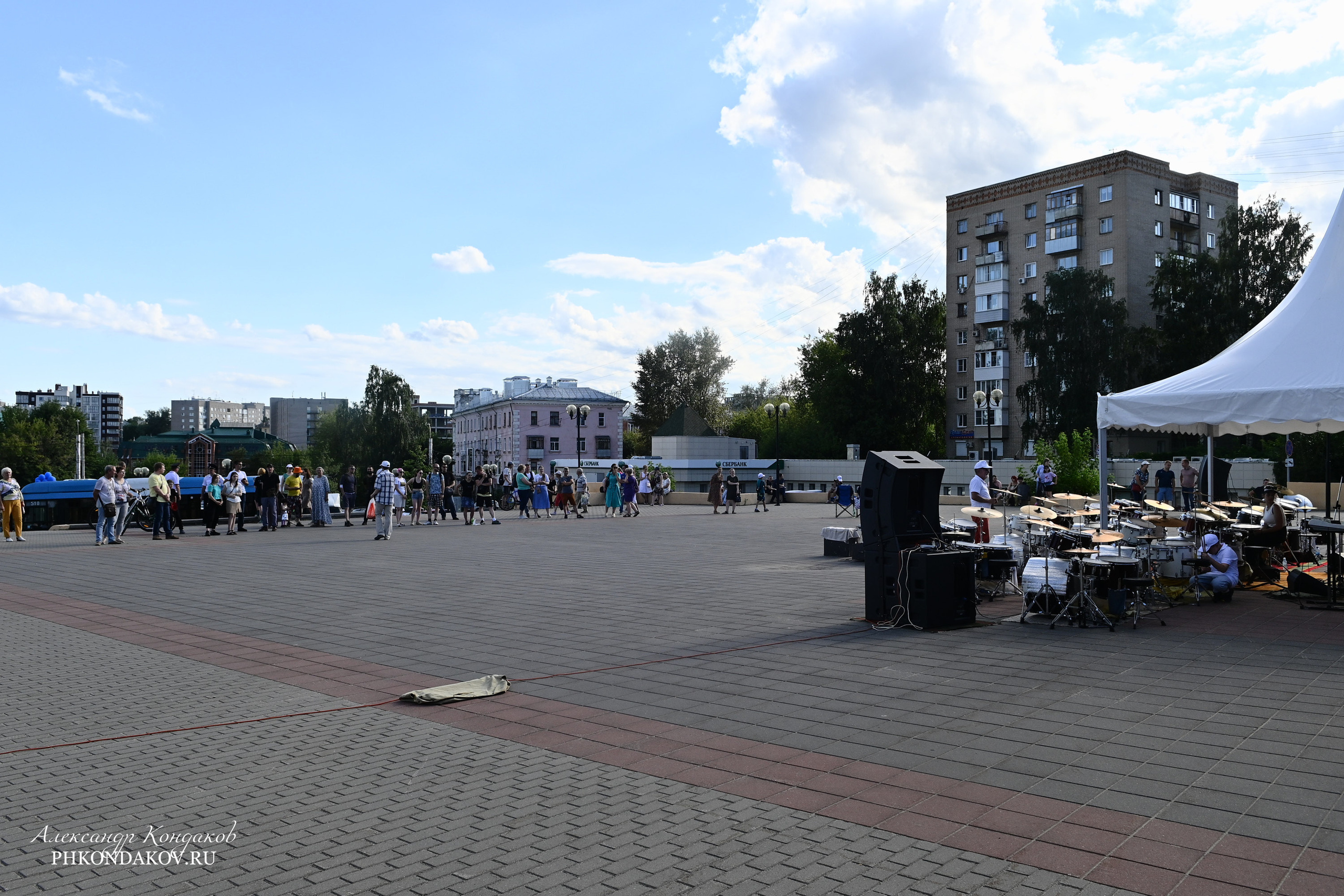 Съемка дня города в Иваново. Фотограф в Иваново: Каталожная съемка одежды и постельного белья, Wildberries