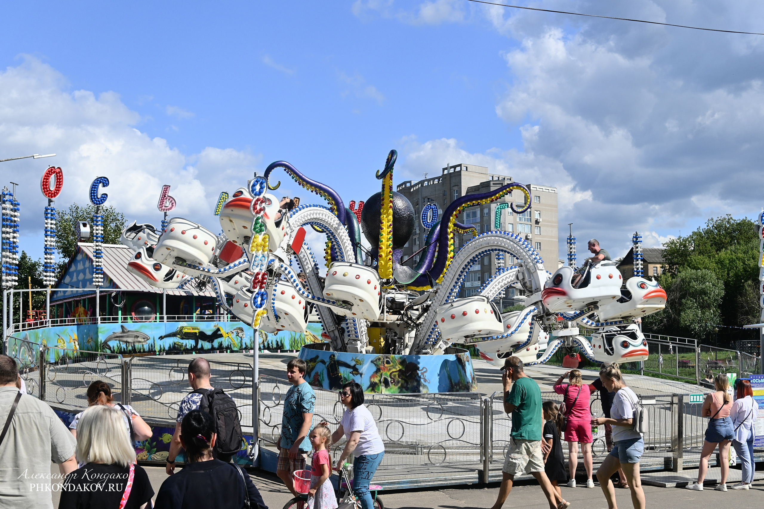 Съемка дня города в Иваново. Фотограф в Иваново: Каталожная съемка одежды и постельного белья, Wildberries