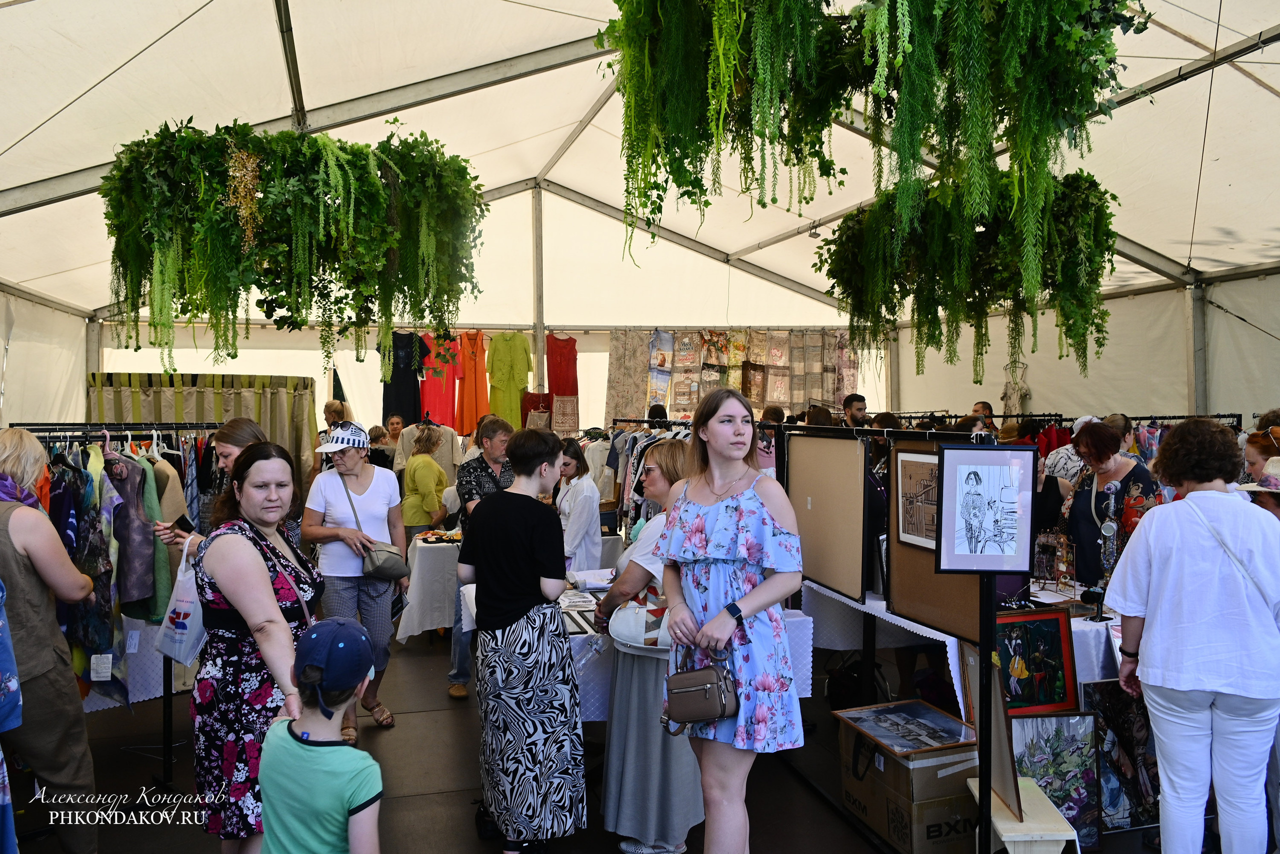 Съемка дня города в Иваново. Фотограф в Иваново: Каталожная съемка одежды и постельного белья, Wildberries