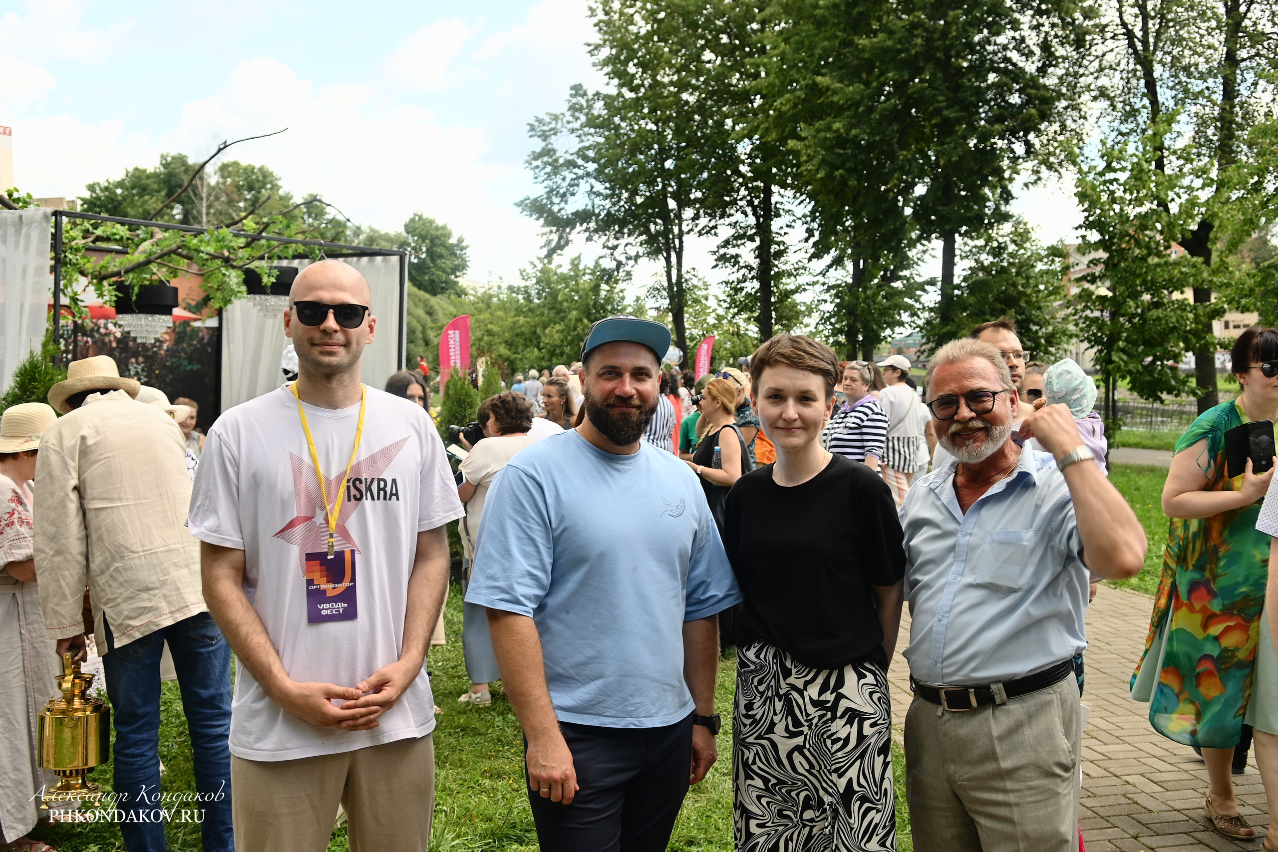 Съемка дня города в Иваново. Фотограф в Иваново: Каталожная съемка одежды и постельного белья, Wildberries