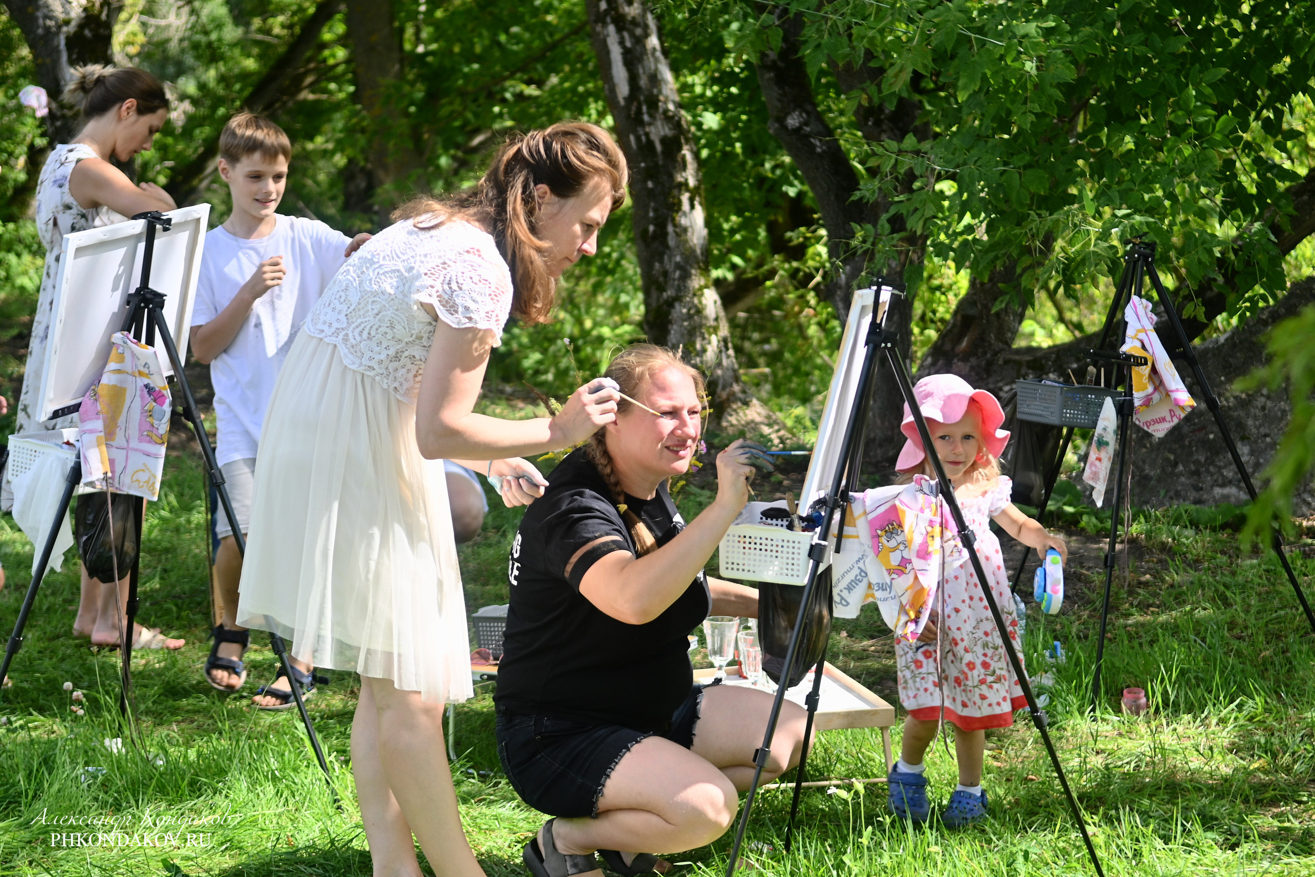 Съемка дня города в Иваново. Фотограф в Иваново: Каталожная съемка одежды и постельного белья, Wildberries