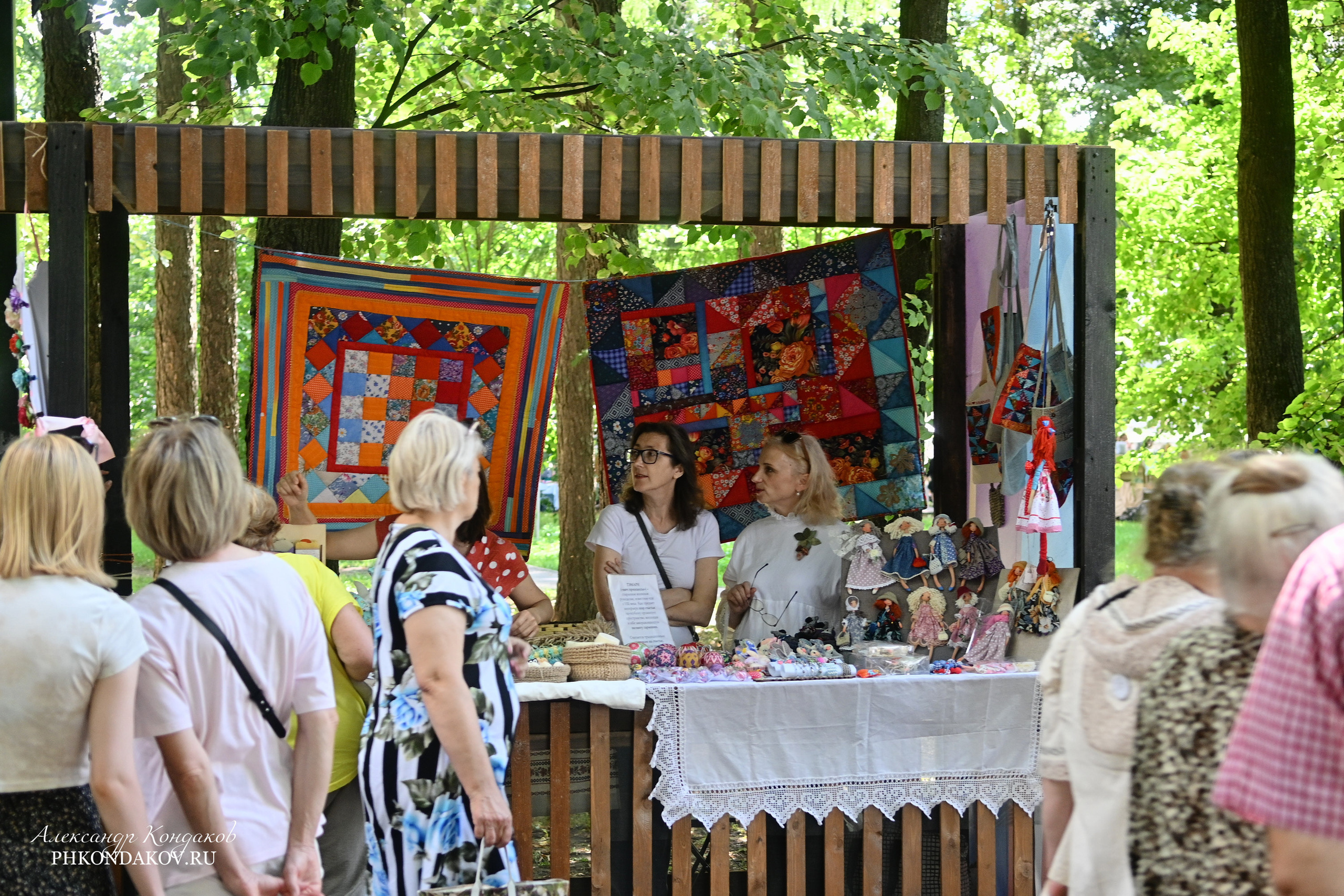 Съемка дня города в Иваново. Фотограф в Иваново: Каталожная съемка одежды и постельного белья, Wildberries