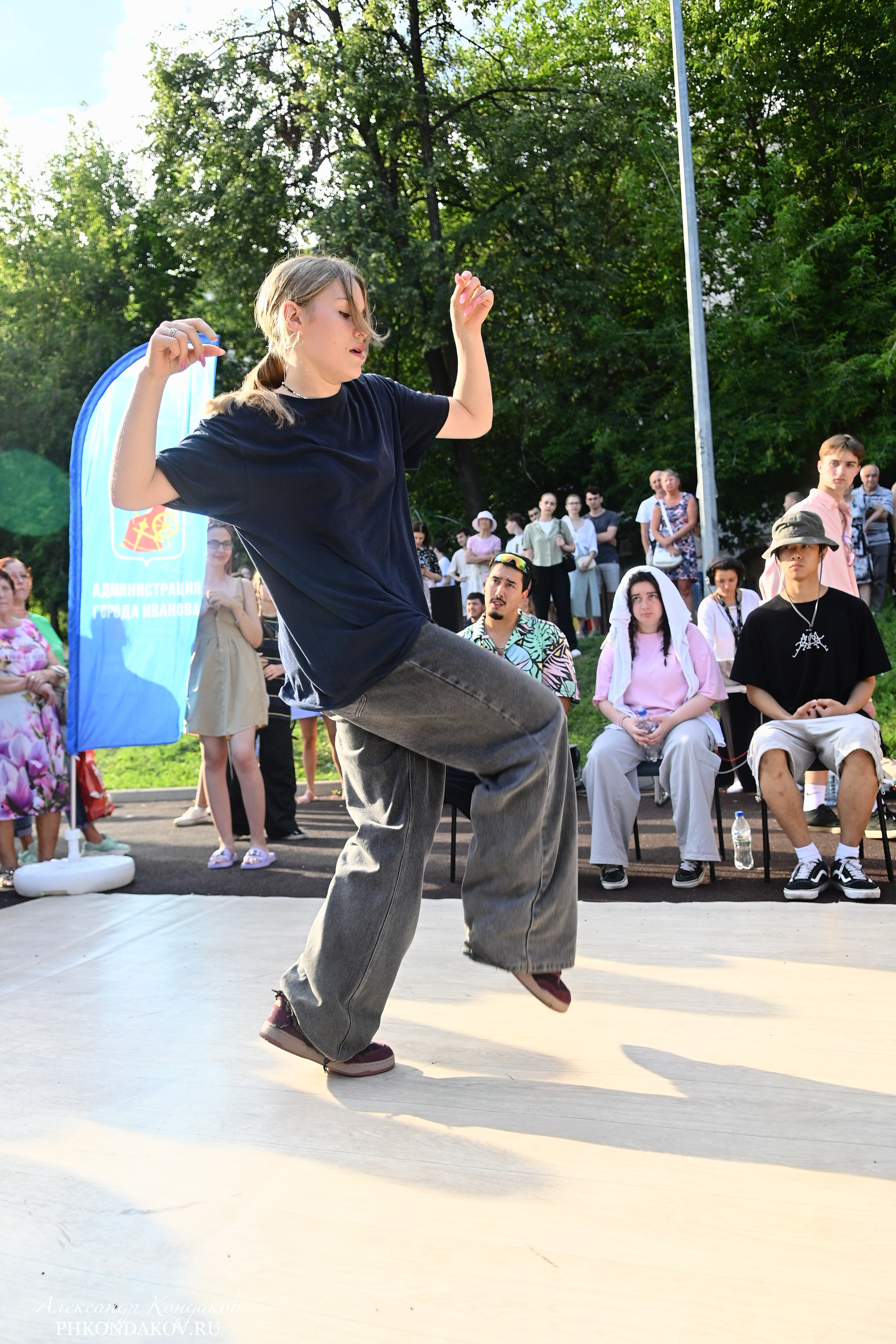 Съемка дня города в Иваново. Фотограф в Иваново: Каталожная съемка одежды и постельного белья, Wildberries