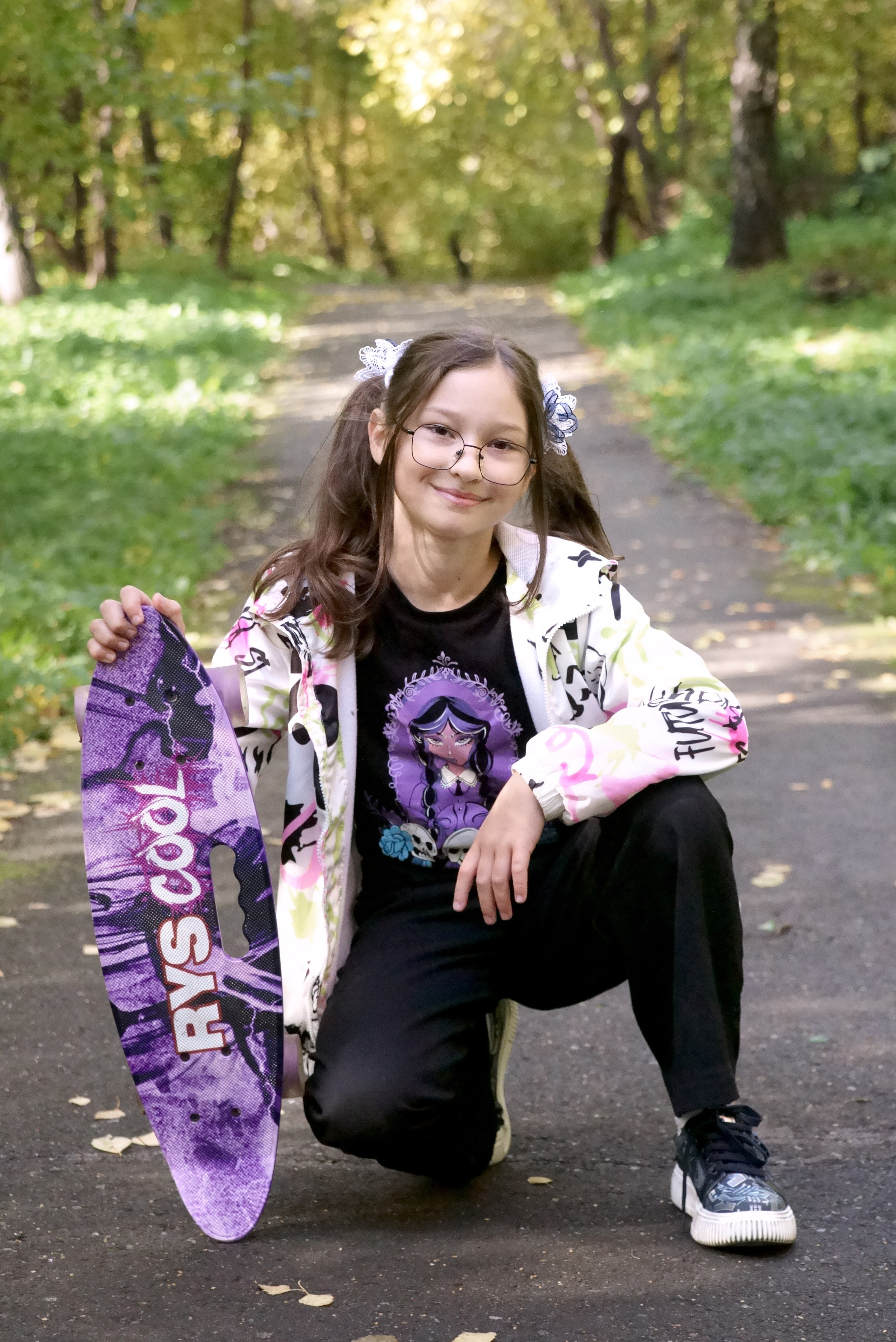 Выпускник начальной школы - осенняя сьемка - портрет девочки