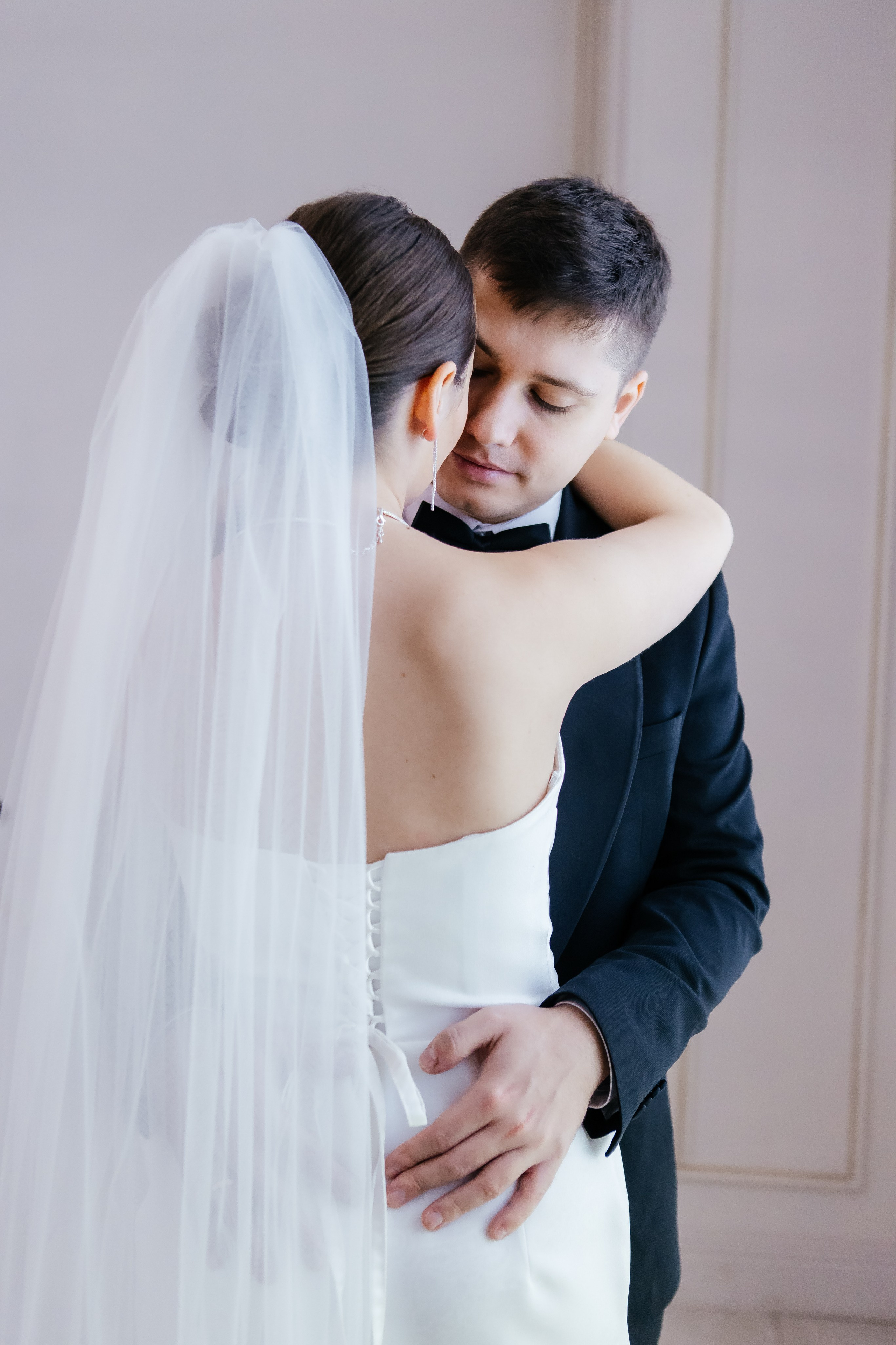 Свадебная фотосессия в Таганском ЗАГСе. Свадебный фотограф в Москве