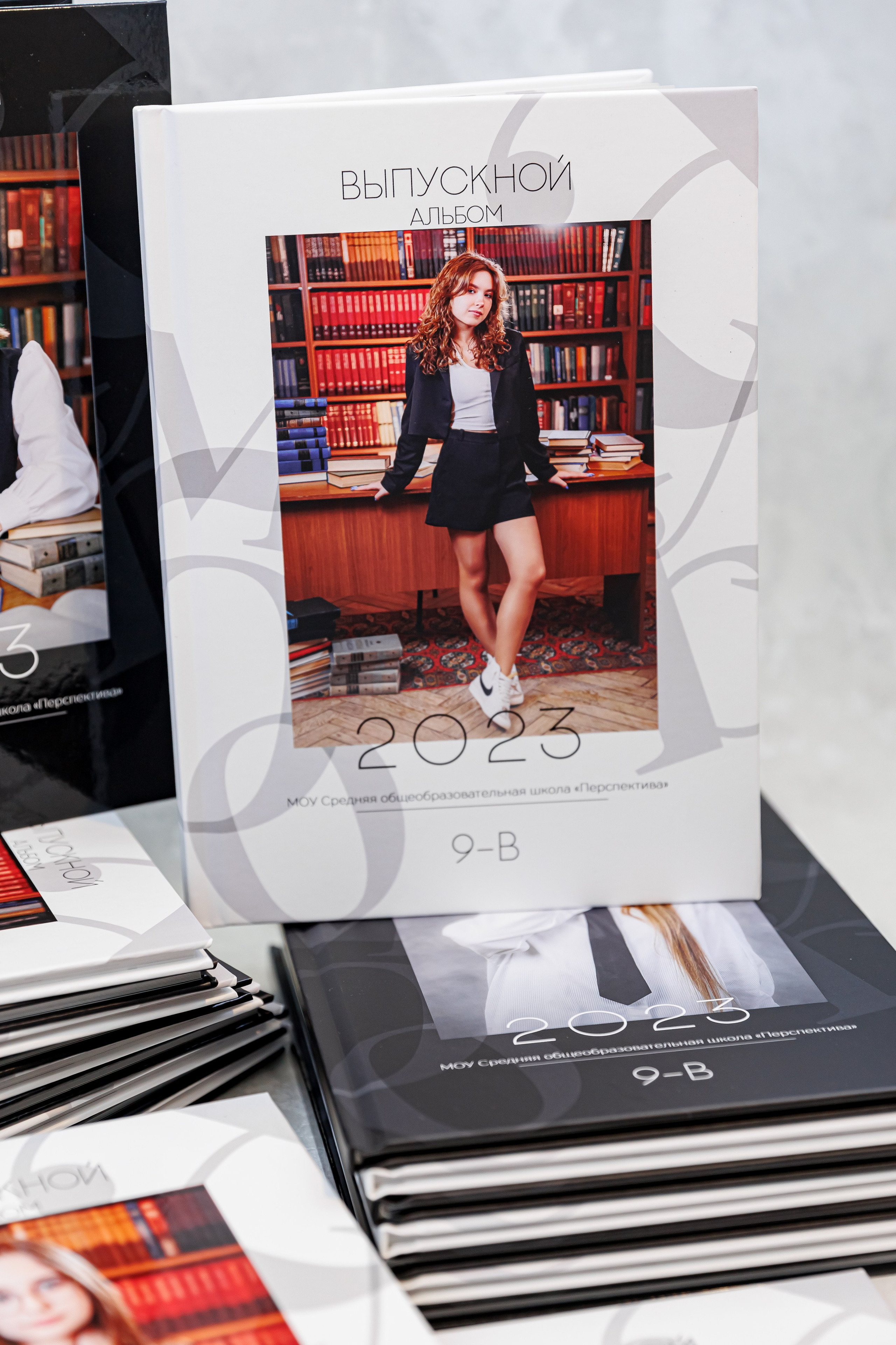 Выпускные альбомы общая информация. Семейный и детский фотограф Комина Елена, Власиха, Одинцово