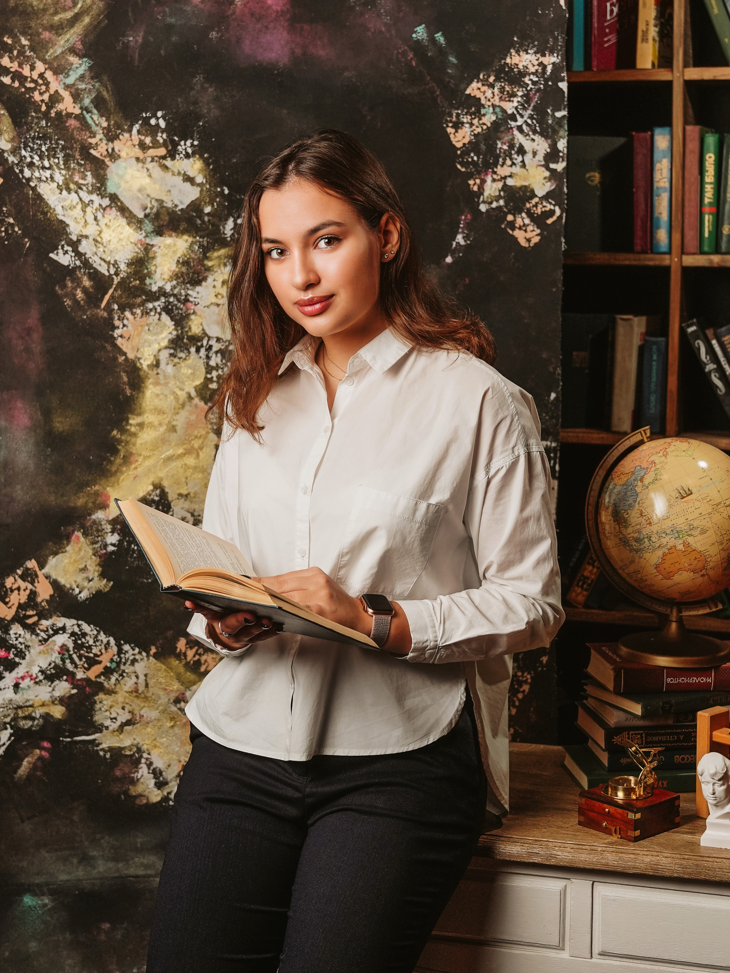 Стиль портрета в студии. GOTRA — выпускные альбомы в Тюмени