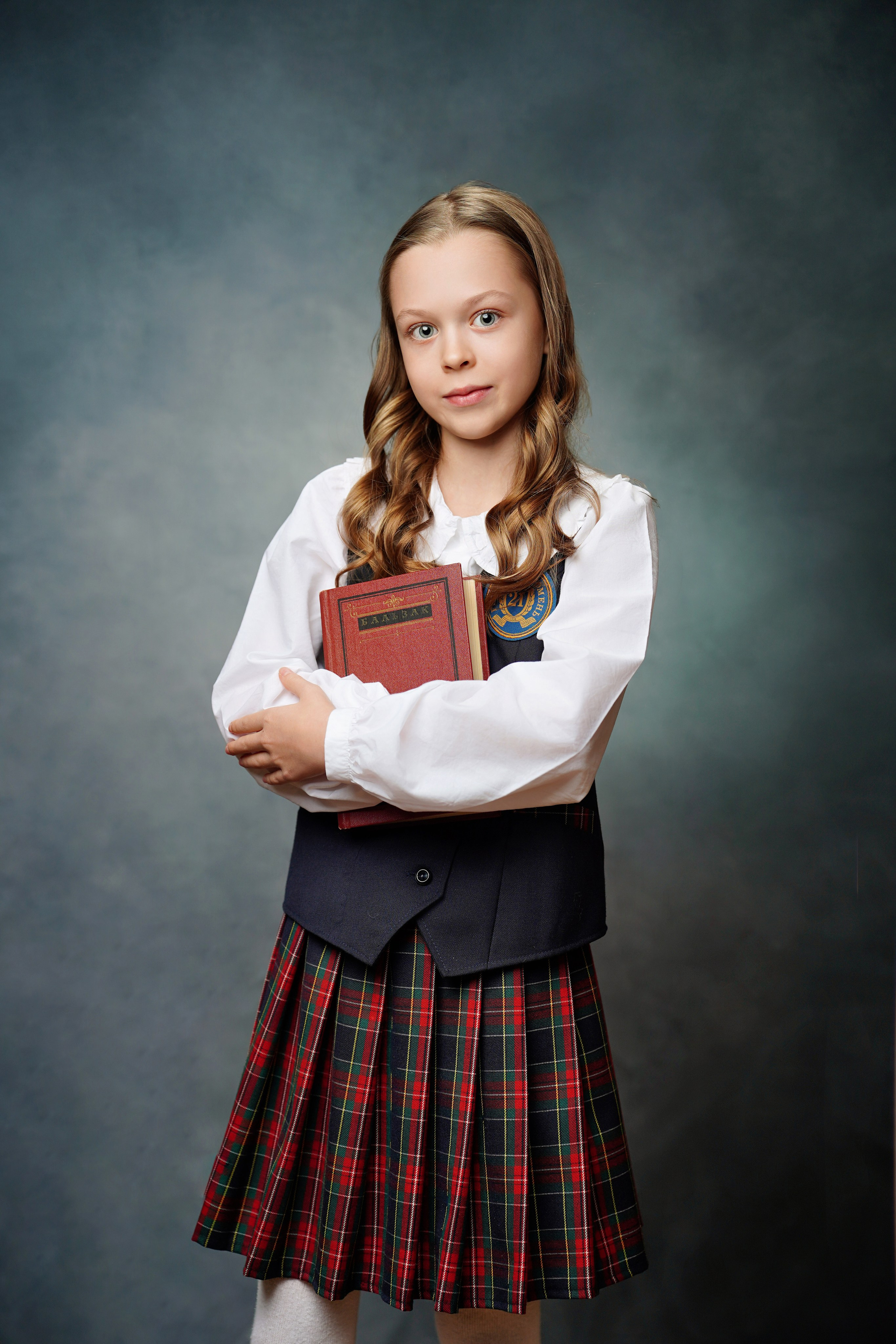 Стили портретов в начальной школе. GOTRA — выпускные альбомы в Тюмени