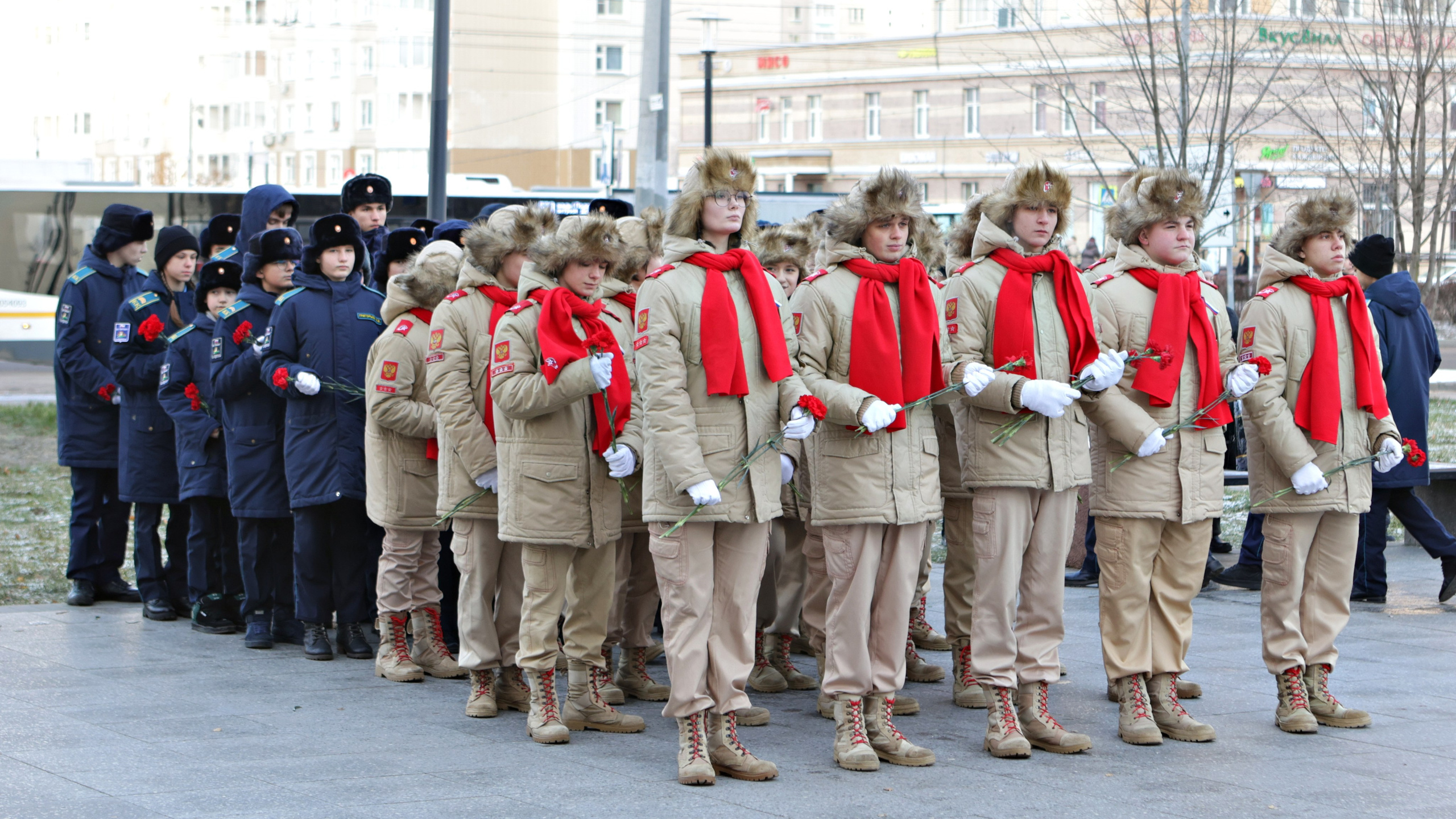 День воинской славы России в г. Подольск. Выпускные альбомы и школьный фотограф в Подольске, Троицке, Щербинке, Москве и Московской области