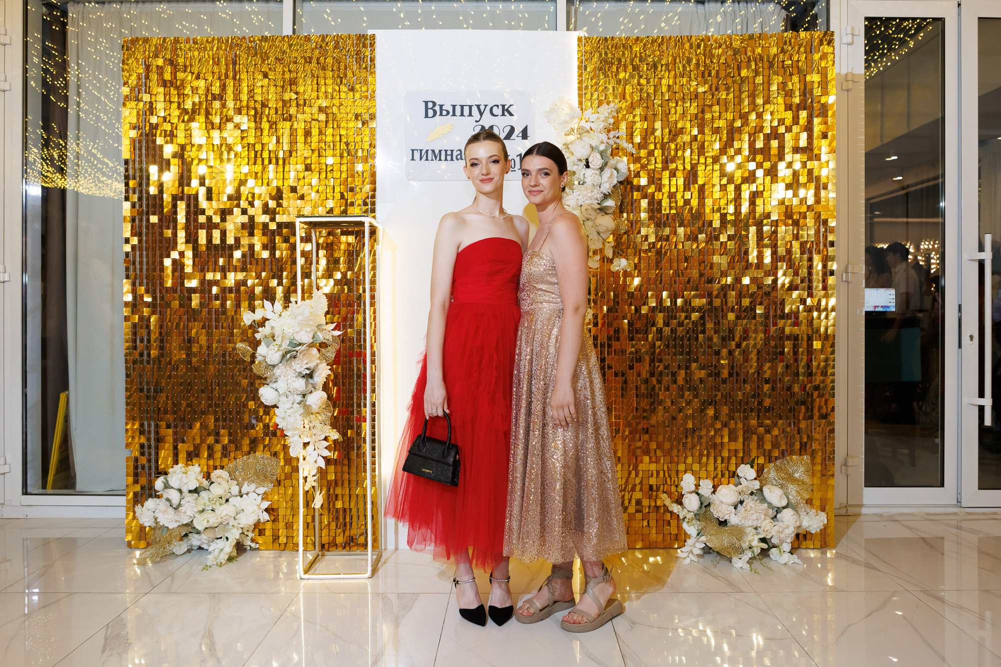 Выпускной вечер в Севастопольской гимназии № 1 имени А. С. Пушкина. Свадебный фотограф, фотосъемка в Крыму, Севастополе, Симферополе, Ялте