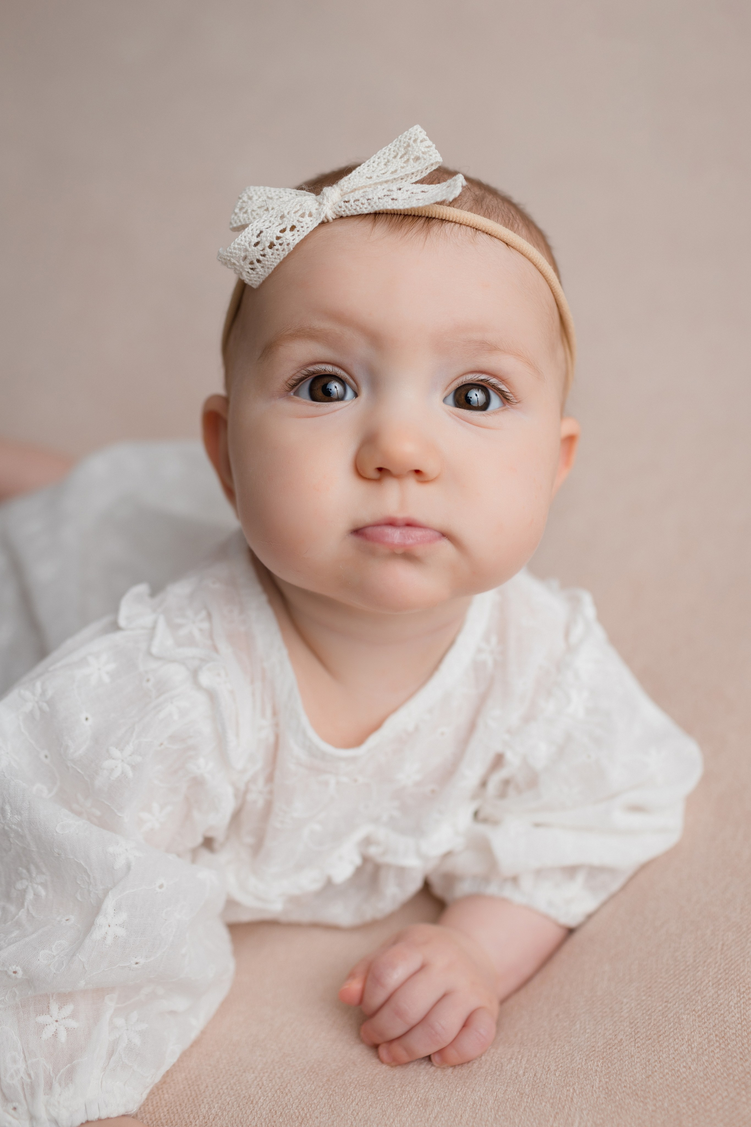 Фотосессия малышей до 1 года (3-6 мес, 6-9 мес, с 9-12 мес). Фотостудия для новорожденных и малышей в Твери — «На ручках»