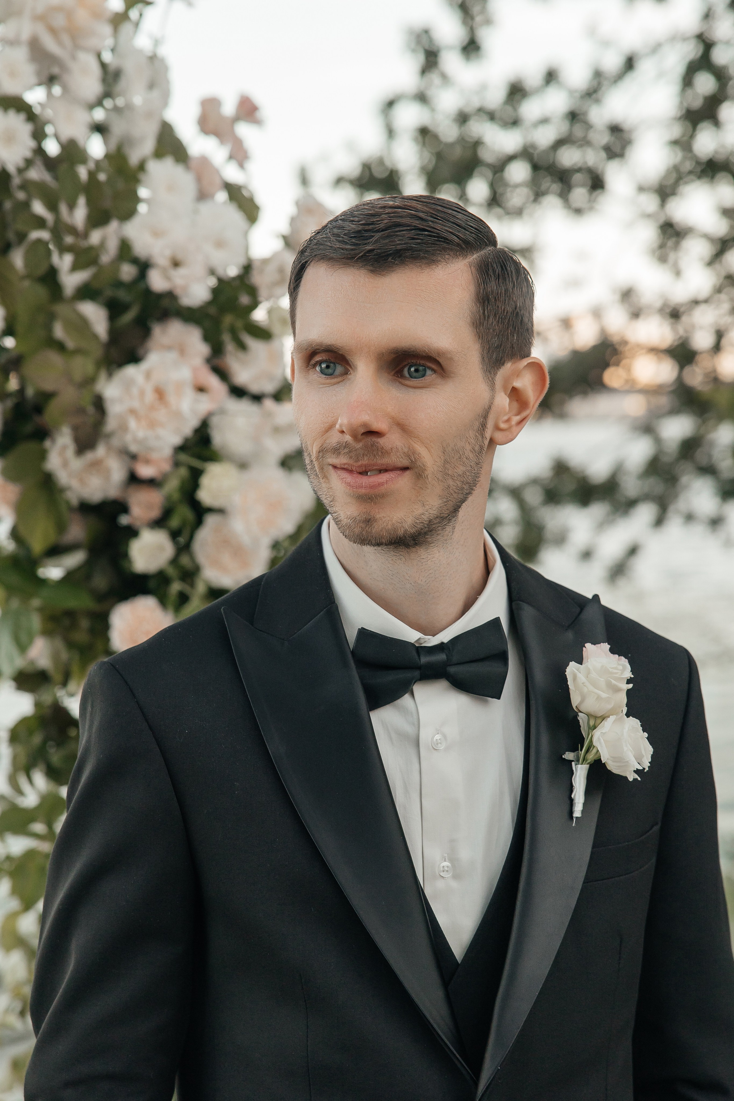 Выездная церемония на площадке THE SUN в Солнечногорске. Свадебный фотограф в Москве Дарья Олендарёва