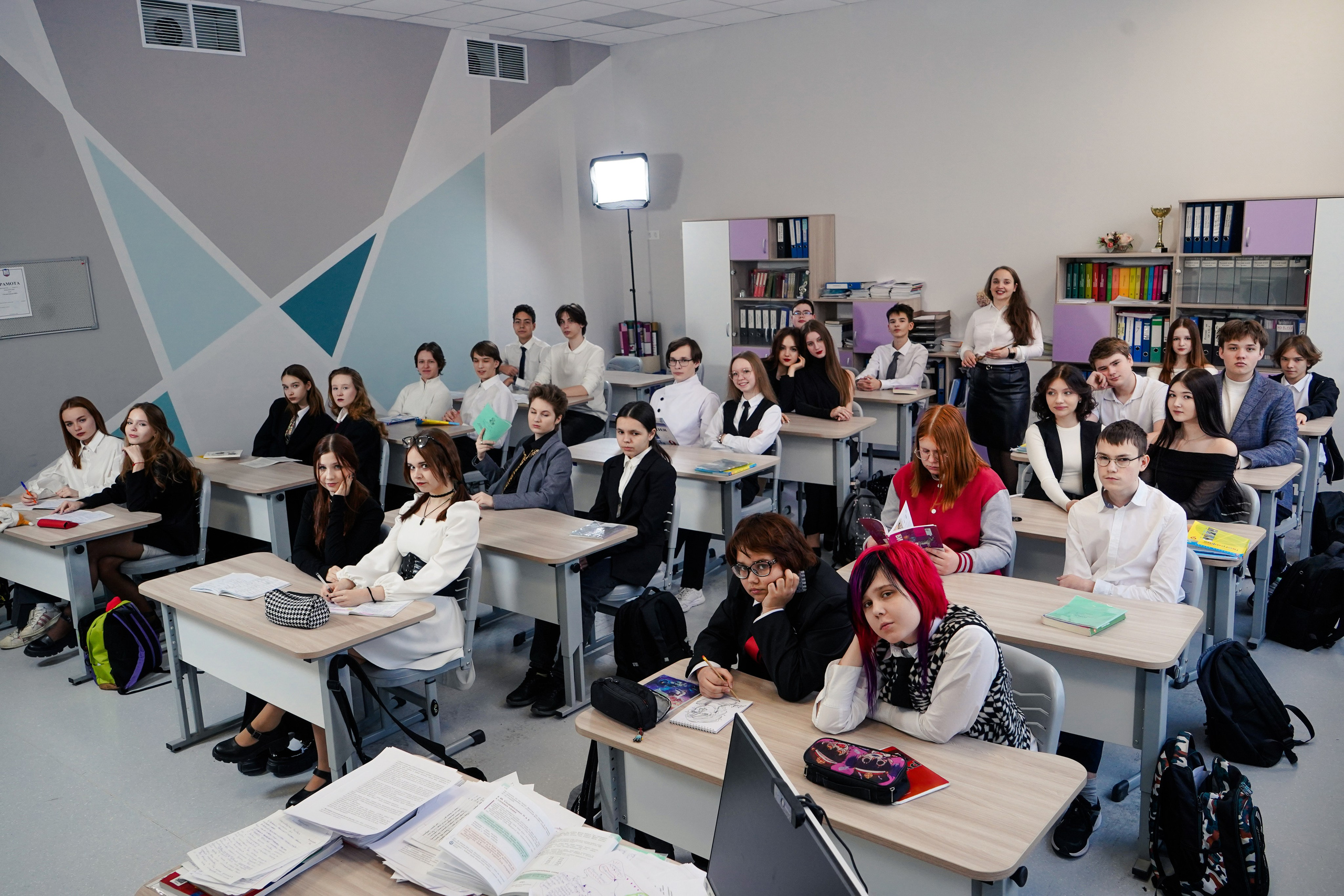 Гимназия № 40, 9 класс. Семейный и портретный фотограф в Екатеринбурге Анна Лобанова