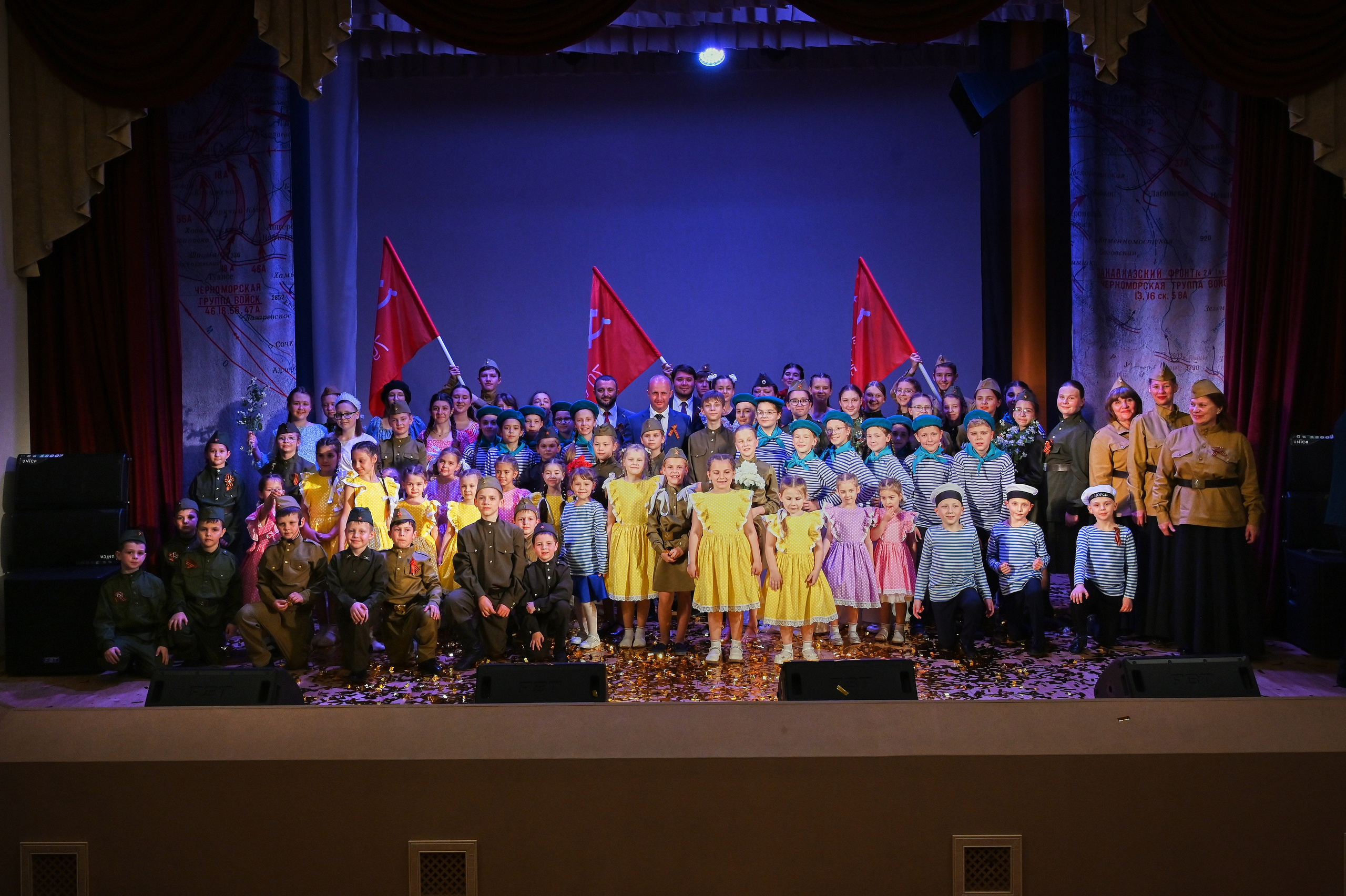 9 мая в ДК КАбардинки. Жизнь курорта Кабардинка в фотографиях