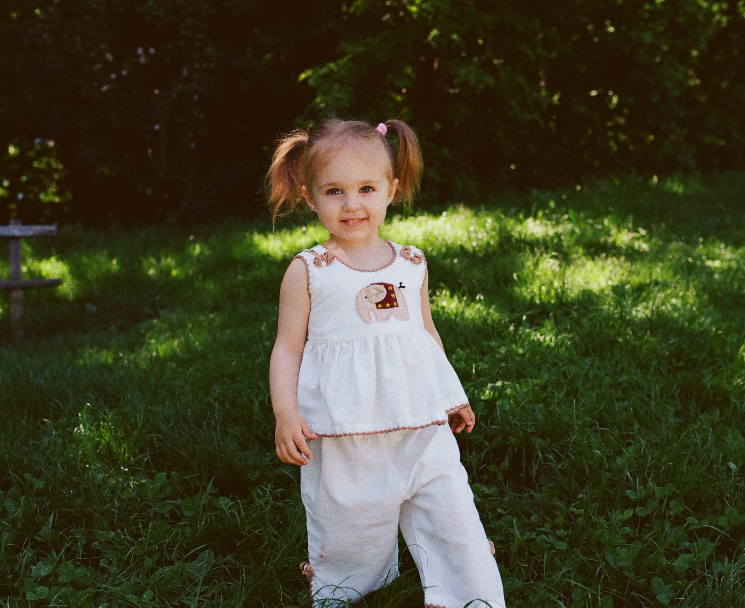 Family. Film photographer in Los Angeles Anastasiya Pankova