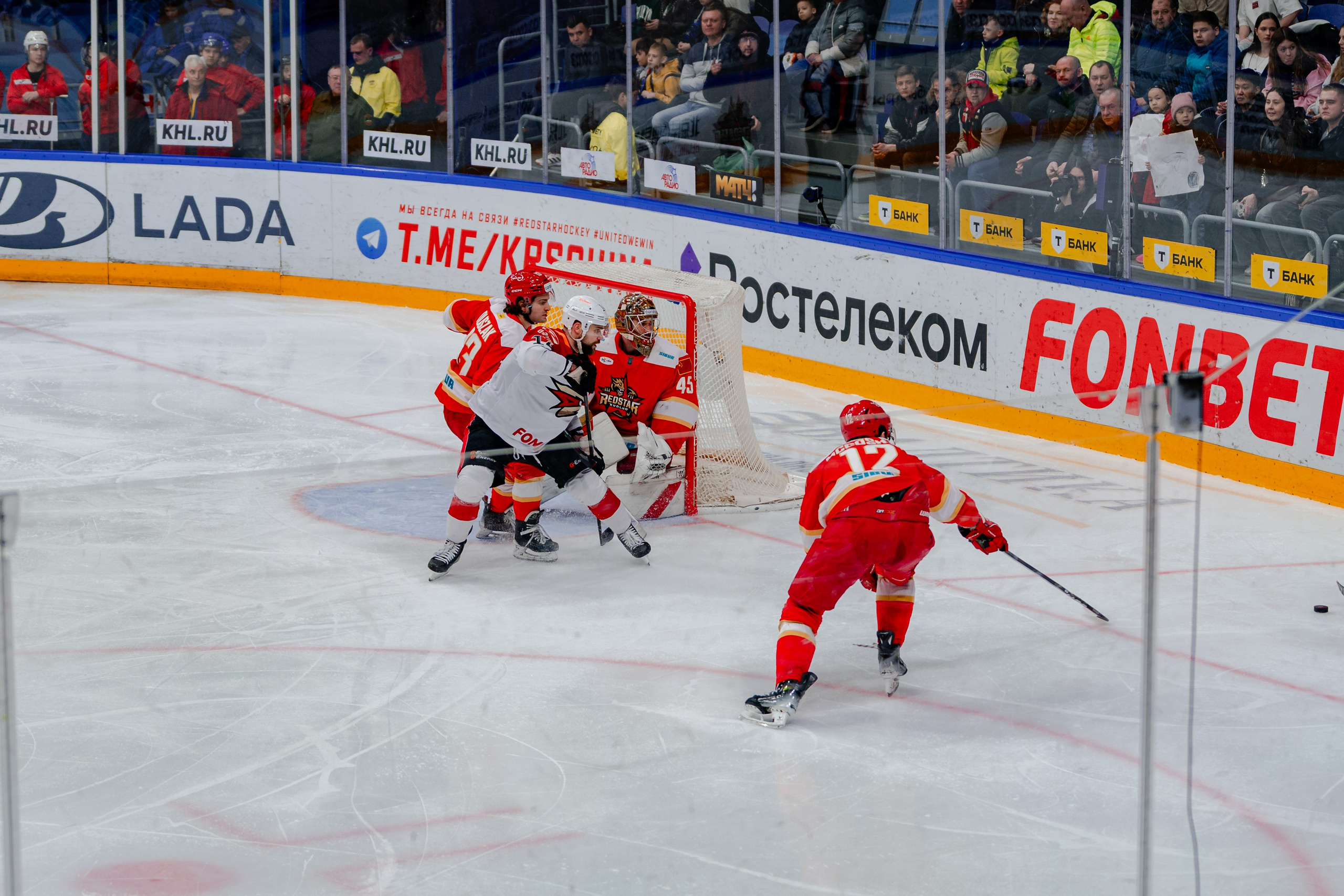 КХЛ КУНЬЛУНЬ РС — АВАНГАРД 22 МАРТА 2025. Репортажный фотограф в Москве Измалков Артем
