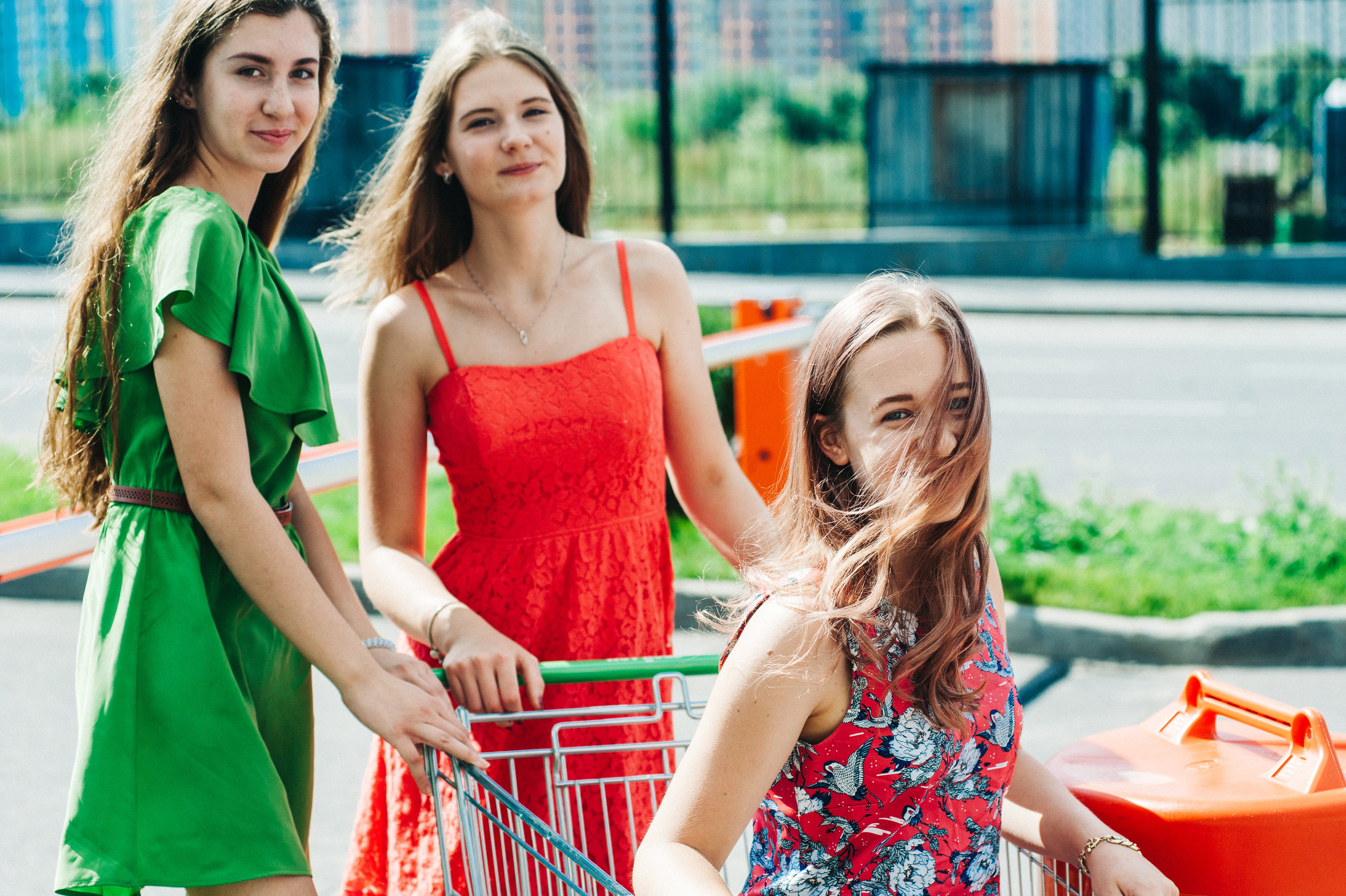 Август, солнце, буйство красок, фотосессия на 15-летие. Семейный фотограф в Москве Елена Снегирева