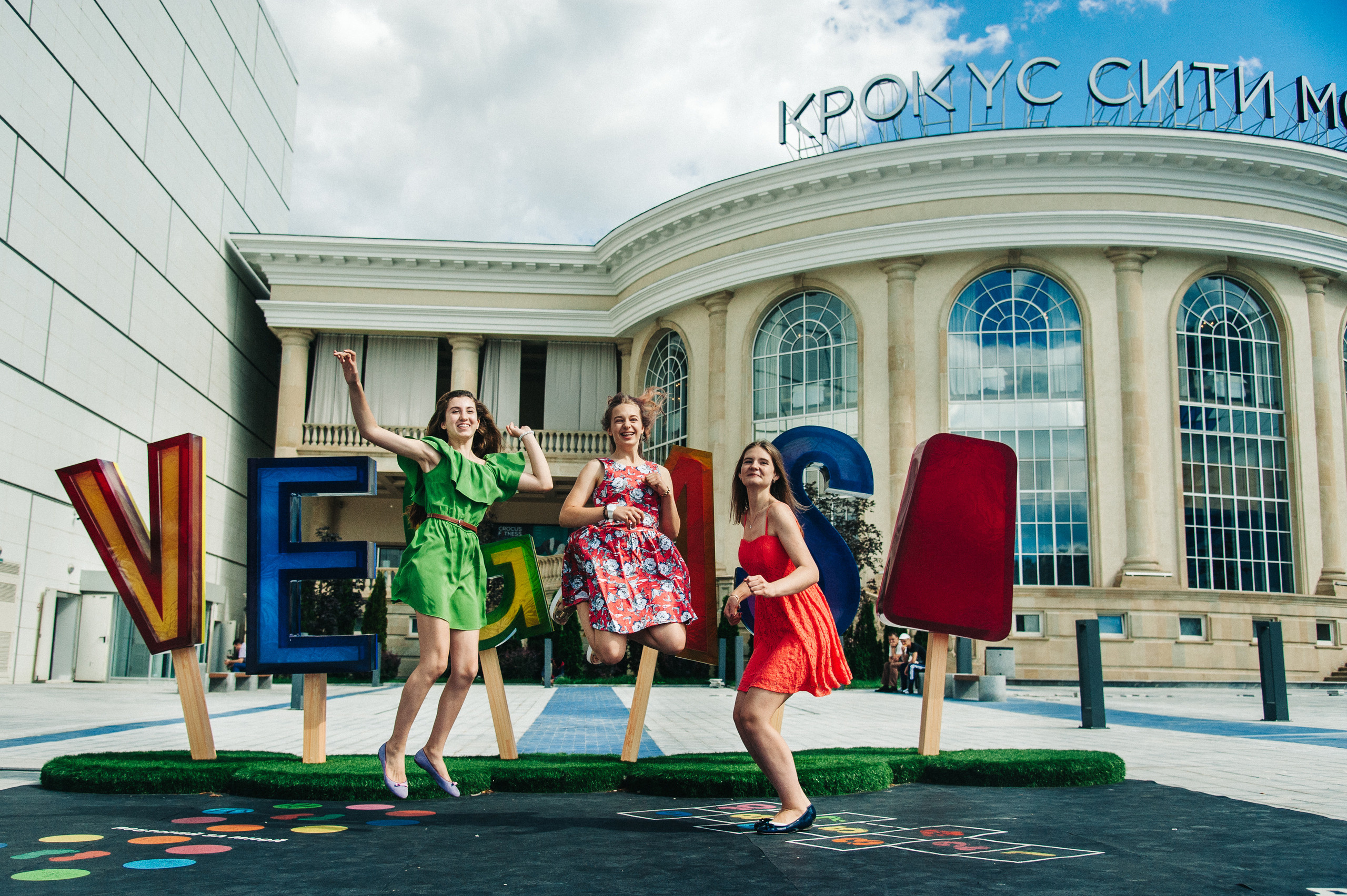 Август, солнце, буйство красок, фотосессия на 15-летие. Семейный фотограф в Москве Елена Снегирева