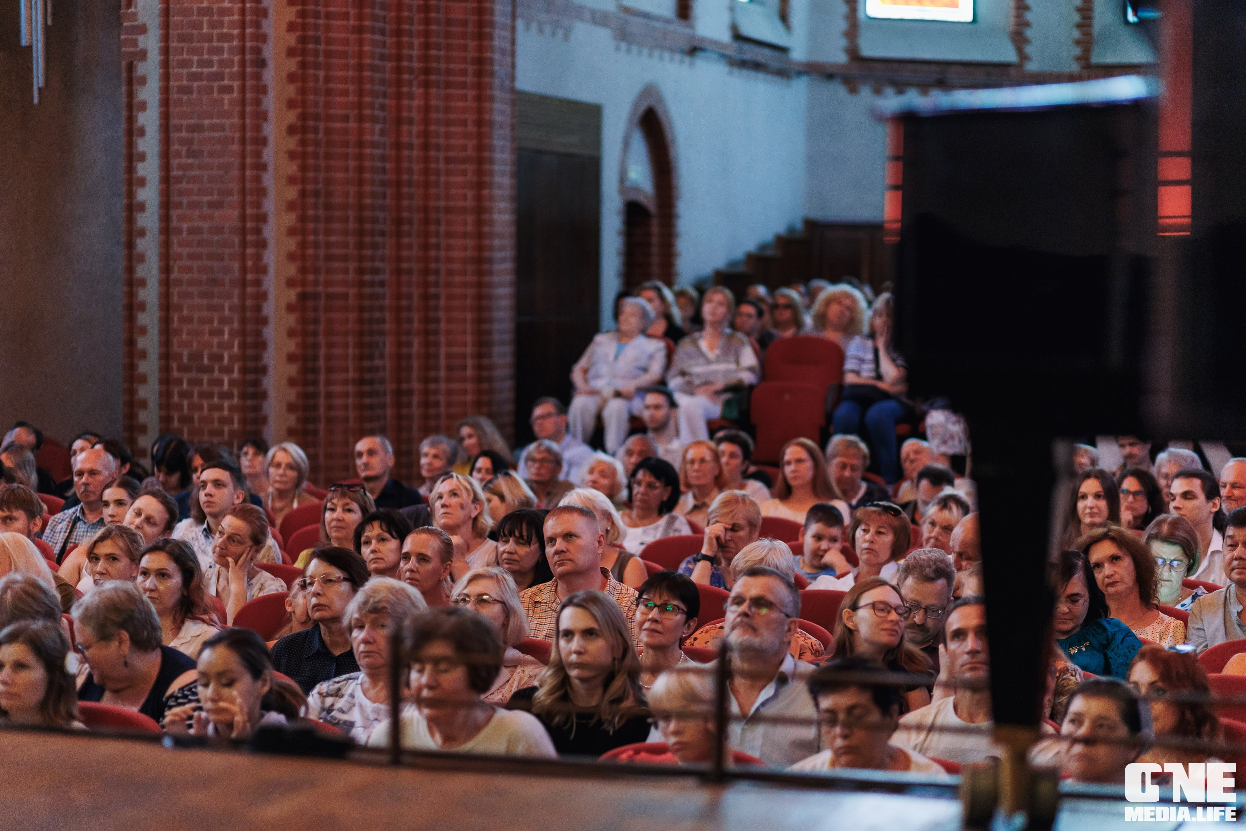 Фоторепортаж из Калининградской филармонии. One Media Life: фоторепортажи, фотоотчеты с мероприятий и заведений