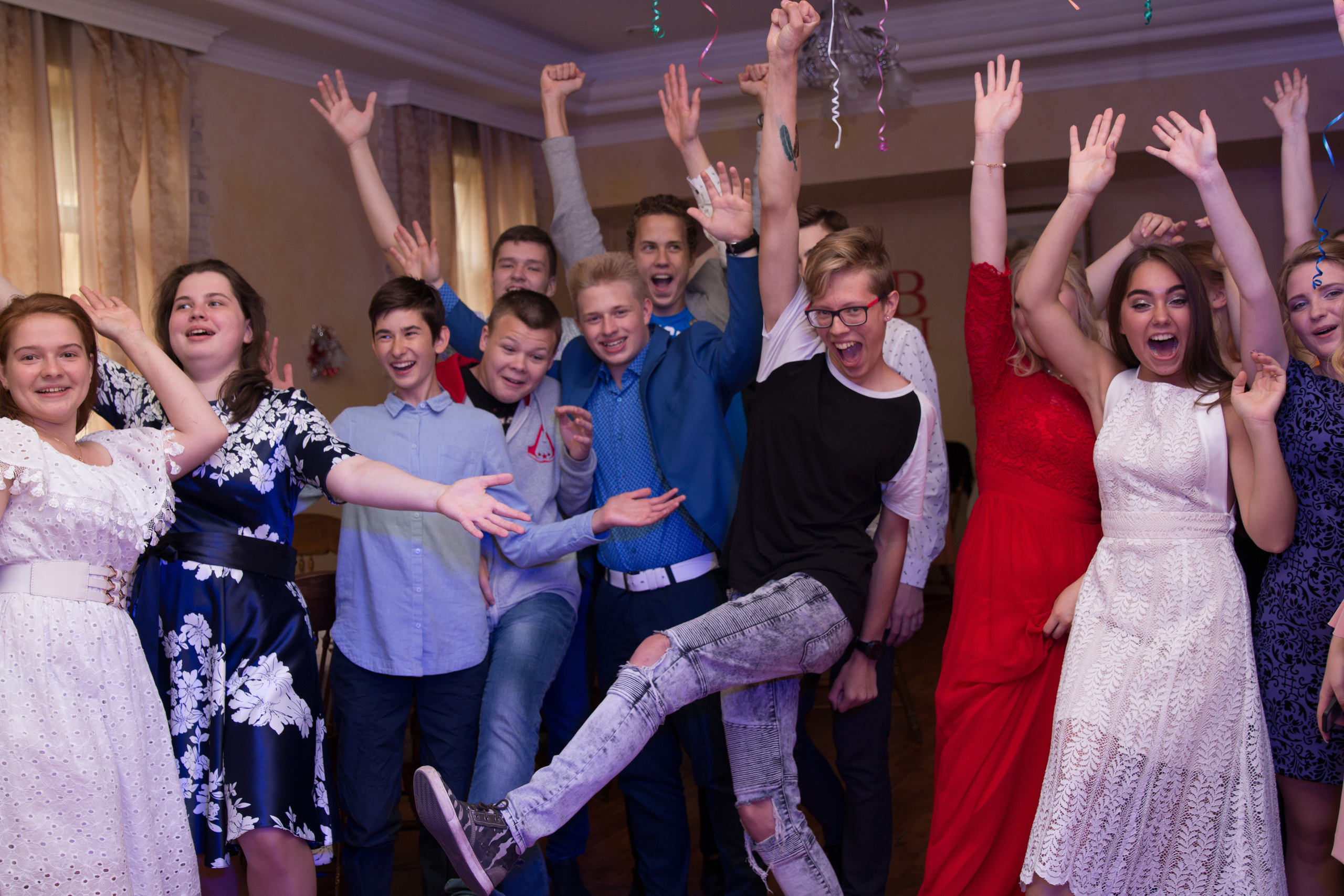 Ведущий на выпускной Андрей Кислый. Ведущий Андрей Кислый — свадьба юбилей корпоратив в Питере