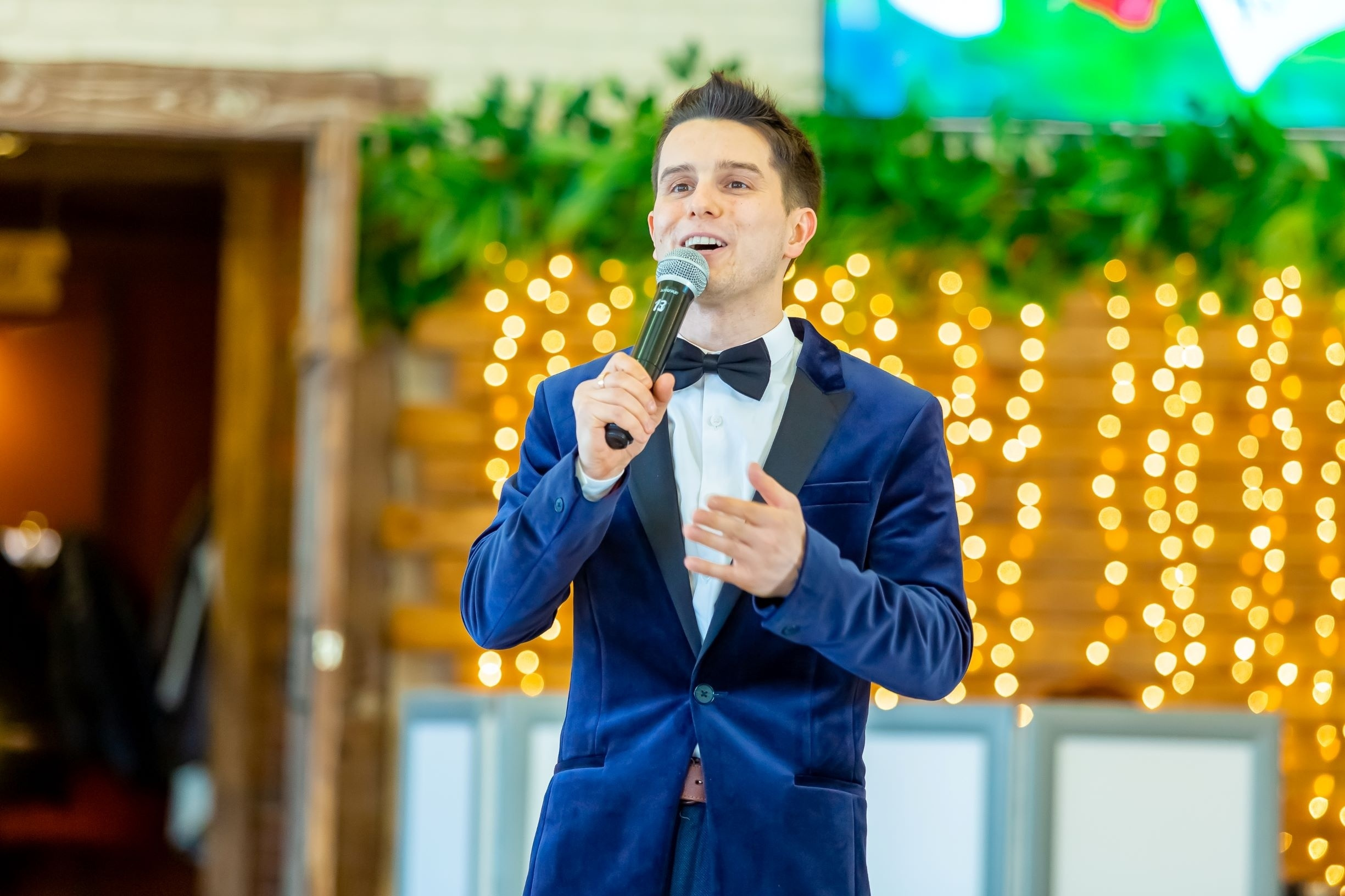 Ведущий на выпускной Андрей Кислый. Ведущий Андрей Кислый — свадьба юбилей корпоратив в Питере
