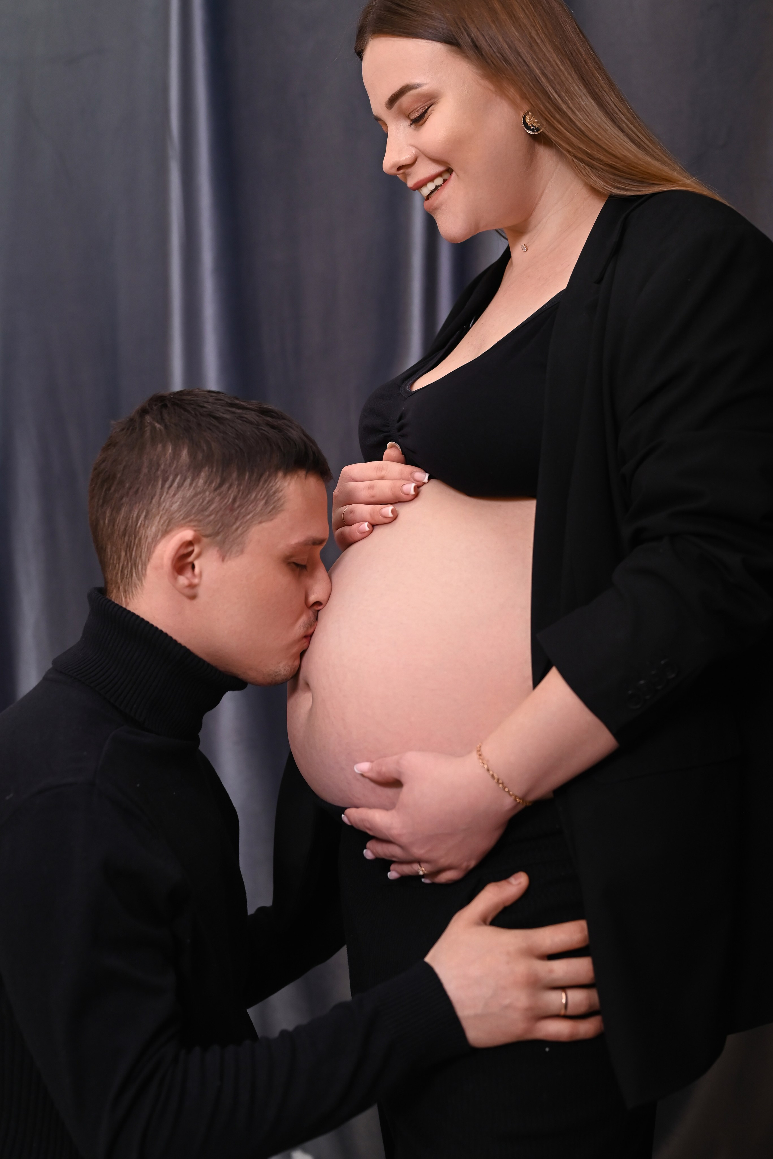 Беременность. Фотостудия Зефир. Фотосессии в студии под ключ. Москва. Семейные и детские фотосессии