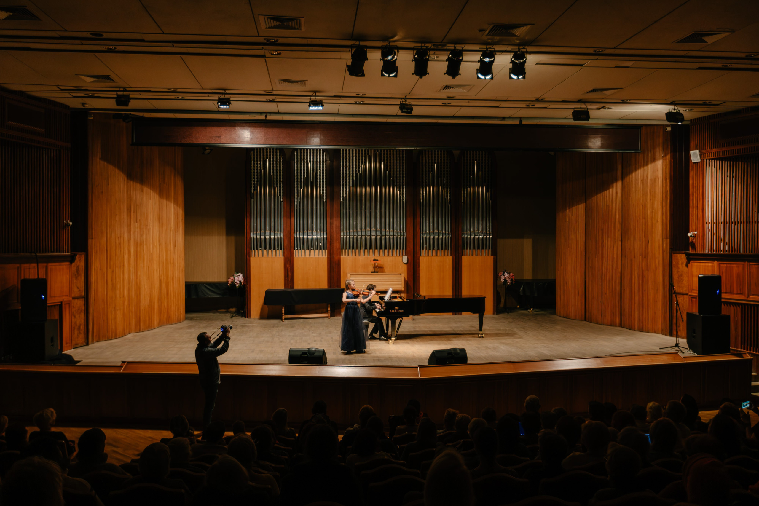 Фотоотчет с благотворительного концерта в Органном зале в Сочи. Репортажный фотограф в Москве, Сочи и Санкт-Петербурге