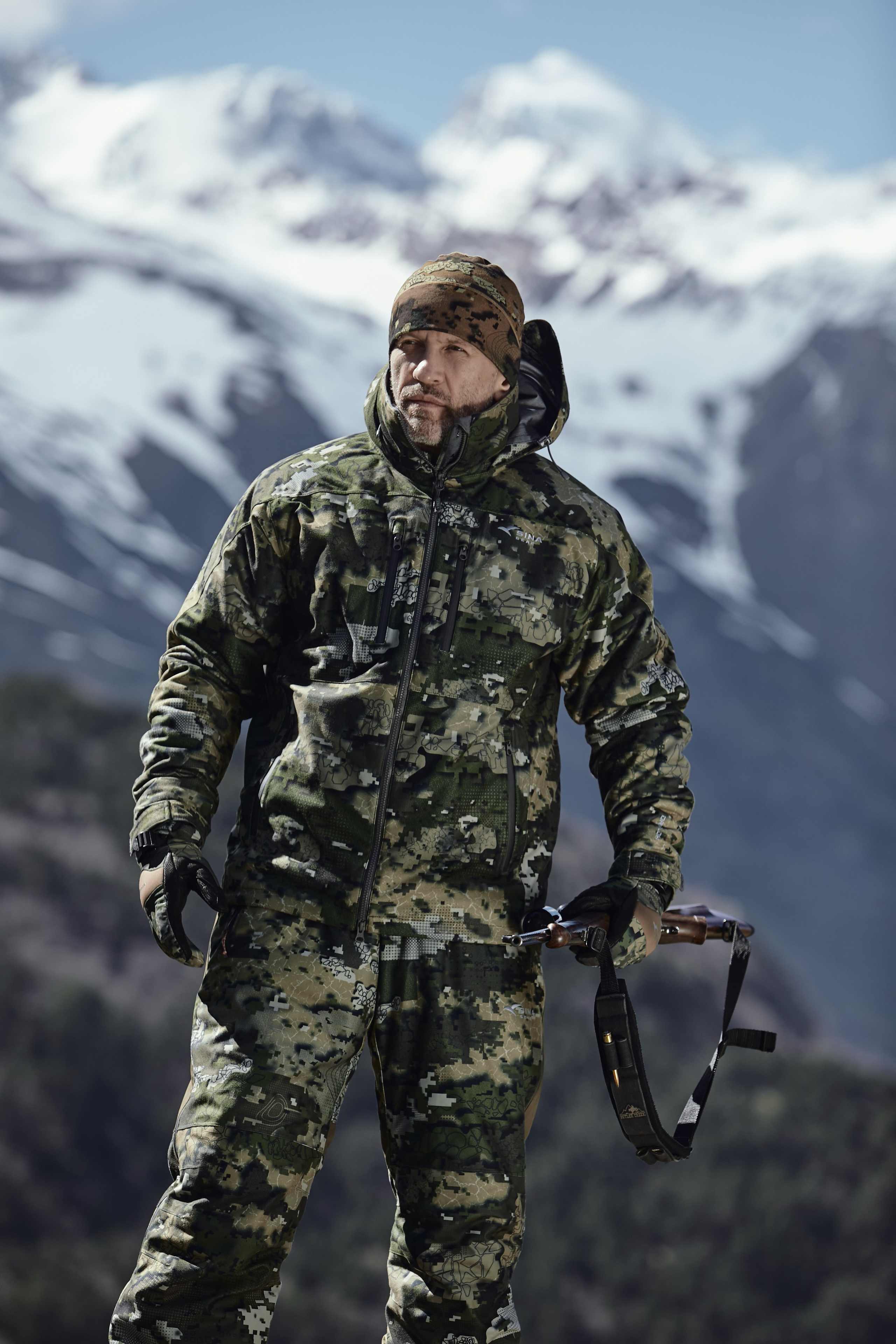 Съемка для бренда охотничьей одежды под ключ. Фотограф Продюсер в горах КБР / Москва Нальчик Горы