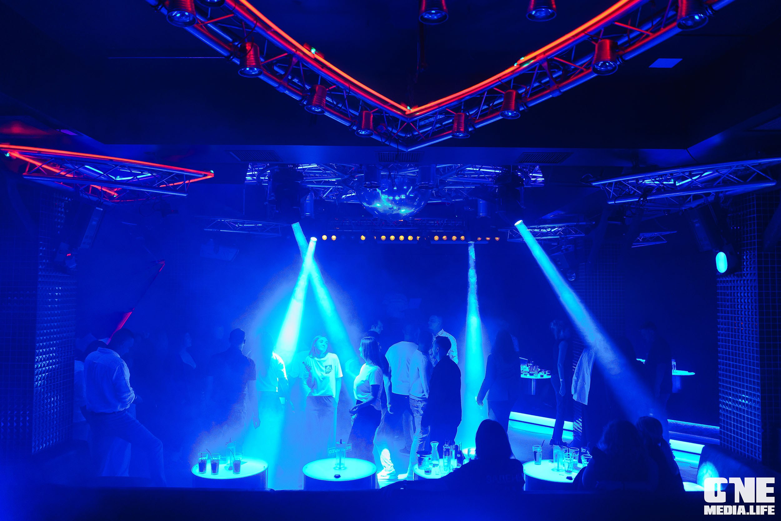 Фоторепортаж из РК Планета. One Media Life: фоторепортажи, фотоотчеты с мероприятий и заведений
