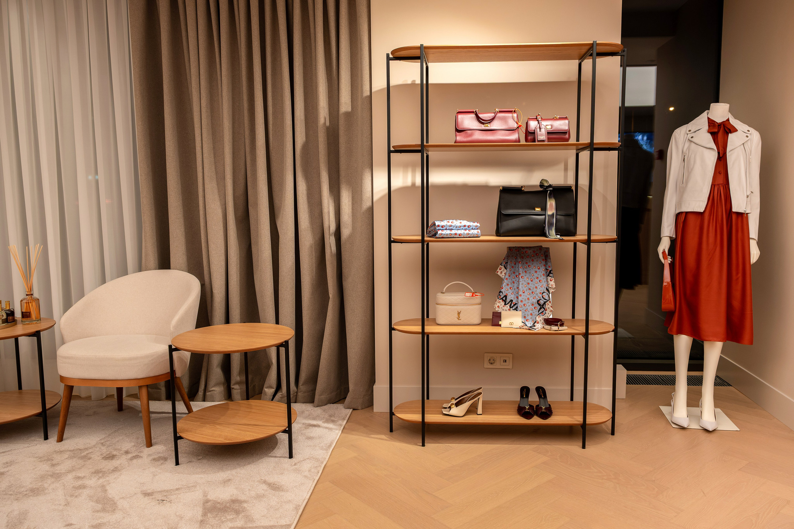 ЦУМ. Фотограф и видеограф в Тюмени Анна Жагорина, ваши фото еще не отдавали так быстро!