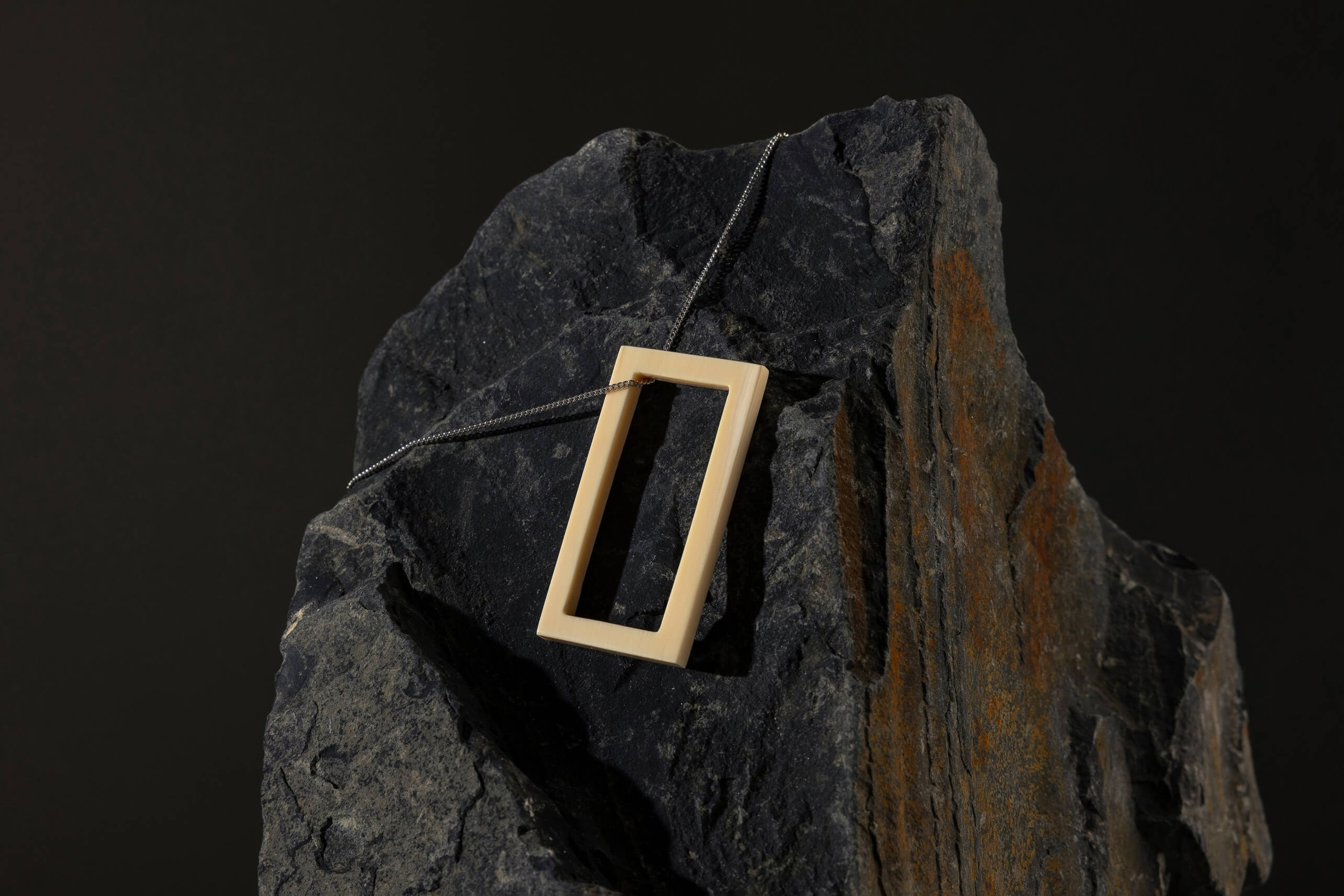 Украшения из натуральных камней