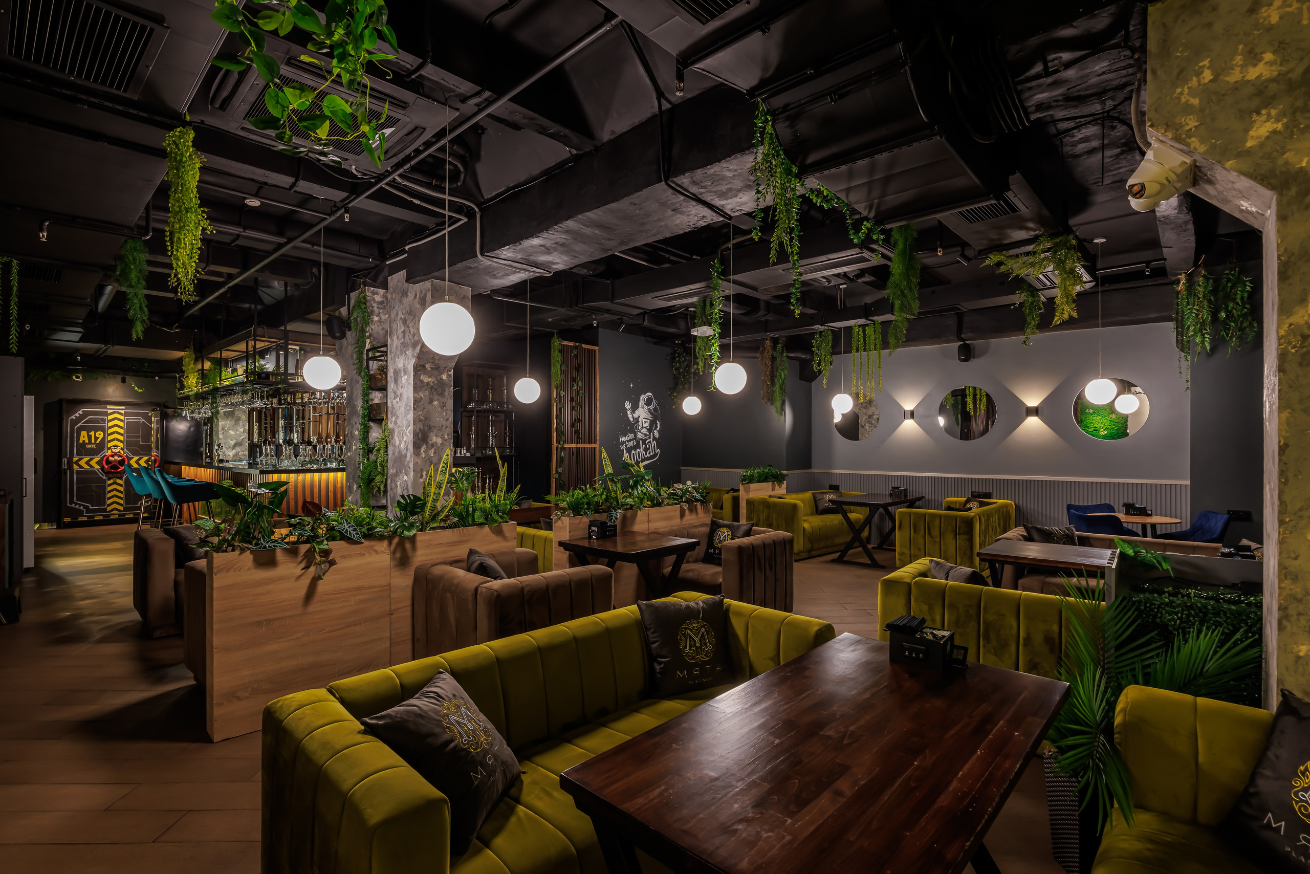 Интерьерная фотосъёмка кафе, ресторанов и баров в Москве. Интерьерный фотограф Дмитрий Медведев. Фуд-фотограф в Москве Дмитрий Медведев. Фуд-фото и контент для ресторанов, кафе и баров