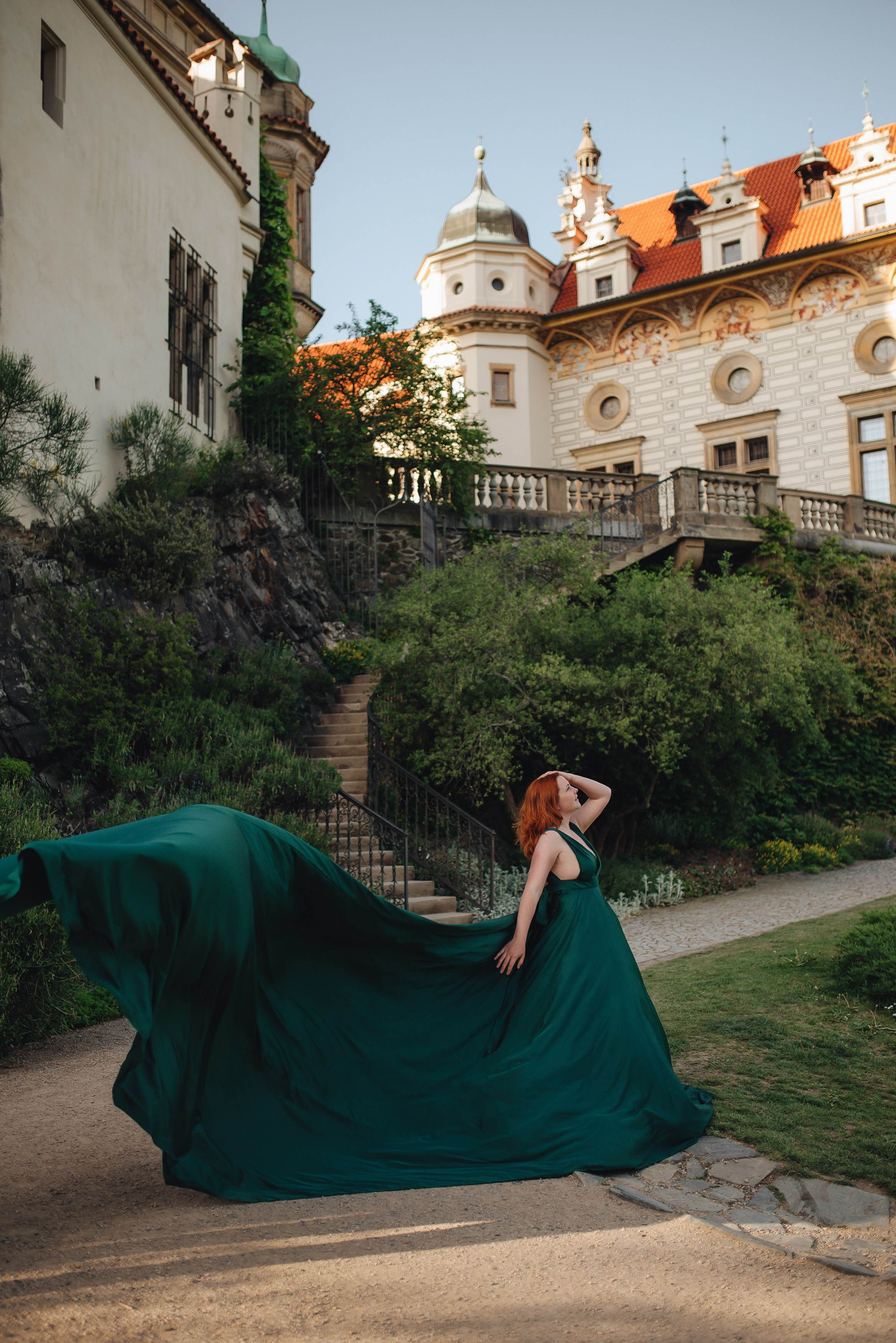 Фотосессия в летящем платье для Евгении. Фотограф Прага | Photographer Prague| Фотограф в Праге Яра Куркус