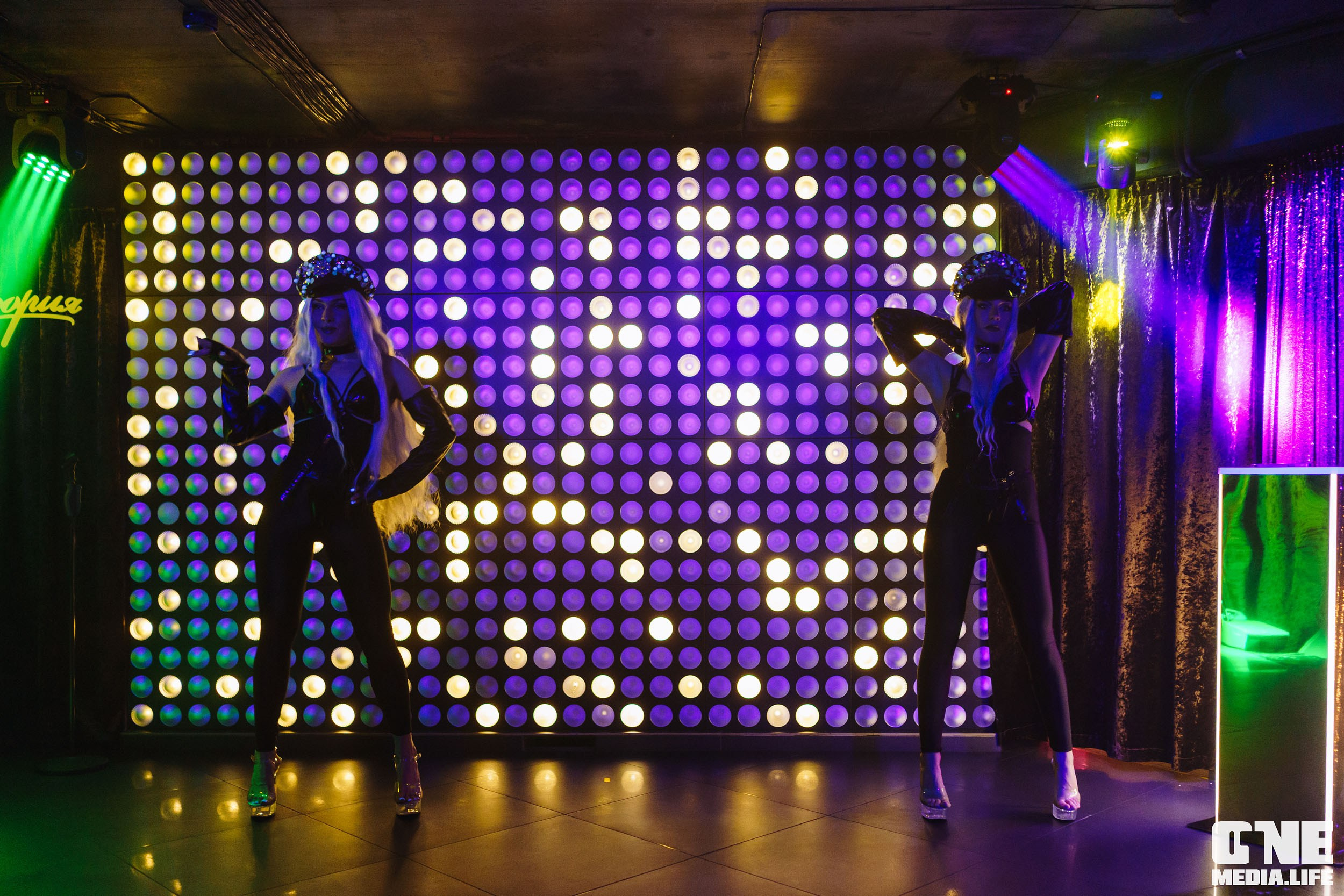 Фоторепортаж из караоке-клуба Эйфория. One Media Life: фоторепортажи, фотоотчеты с мероприятий и заведений