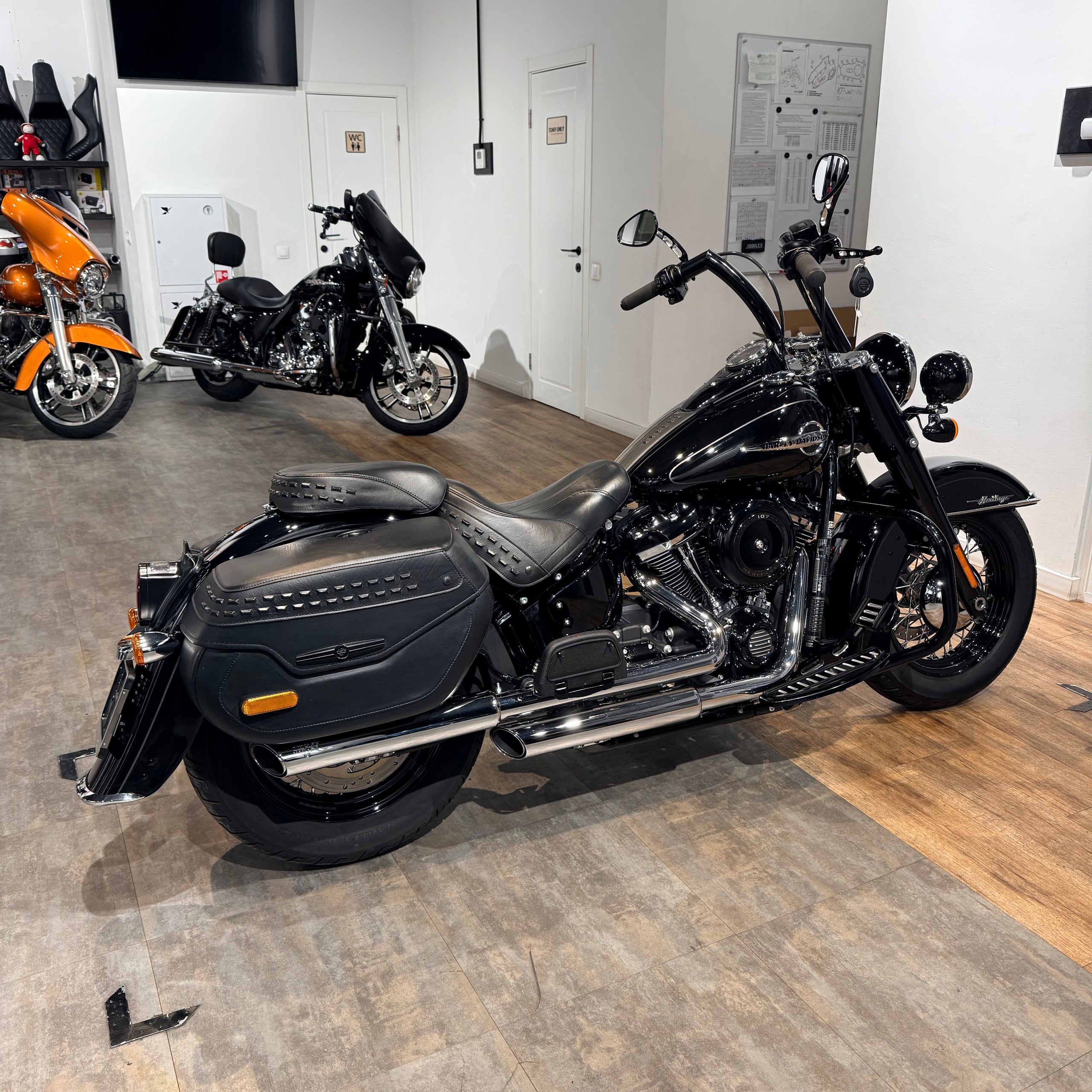 2018 Heritage 107 Black Bagger (VIN *5HD*4774). Hello Davidson, Москва. Только хорошие мотоциклы…