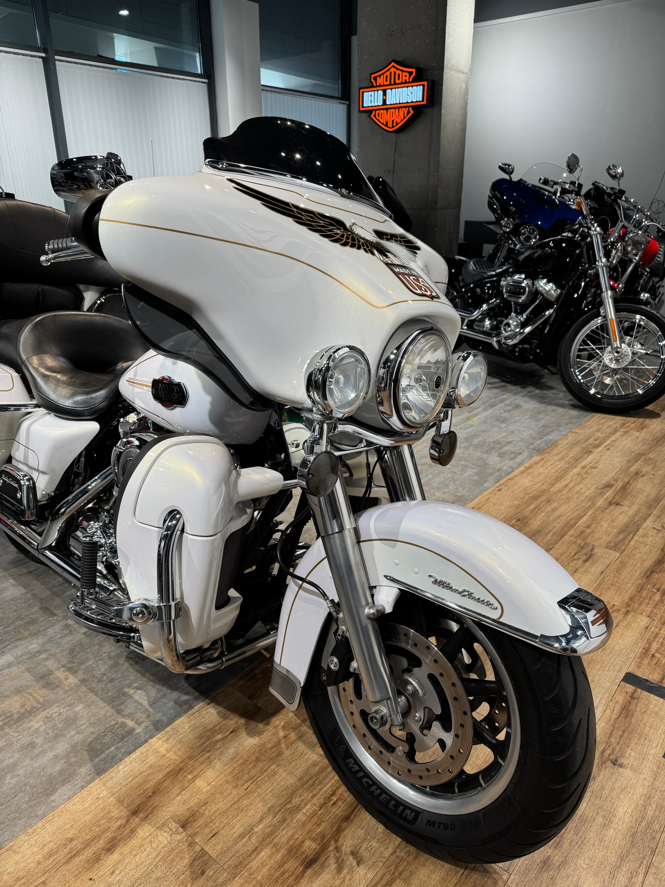 Harley Davidson Electra Glide Snow White (Mamba) (Touring) — купить мотоцикл. Hello Davidson, Москва. Только хорошие мотоциклы…