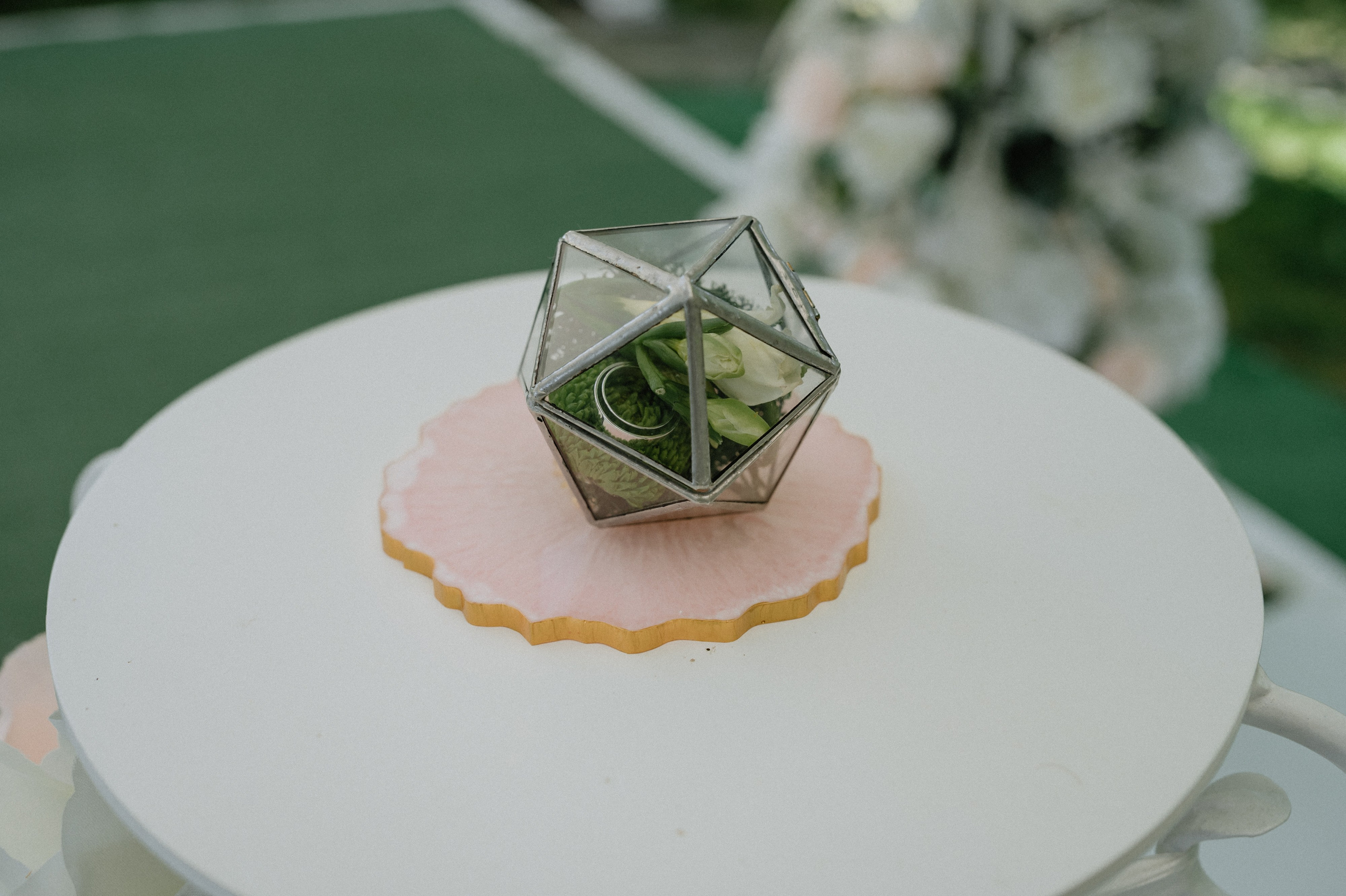 Свадебные кольца на регистрации