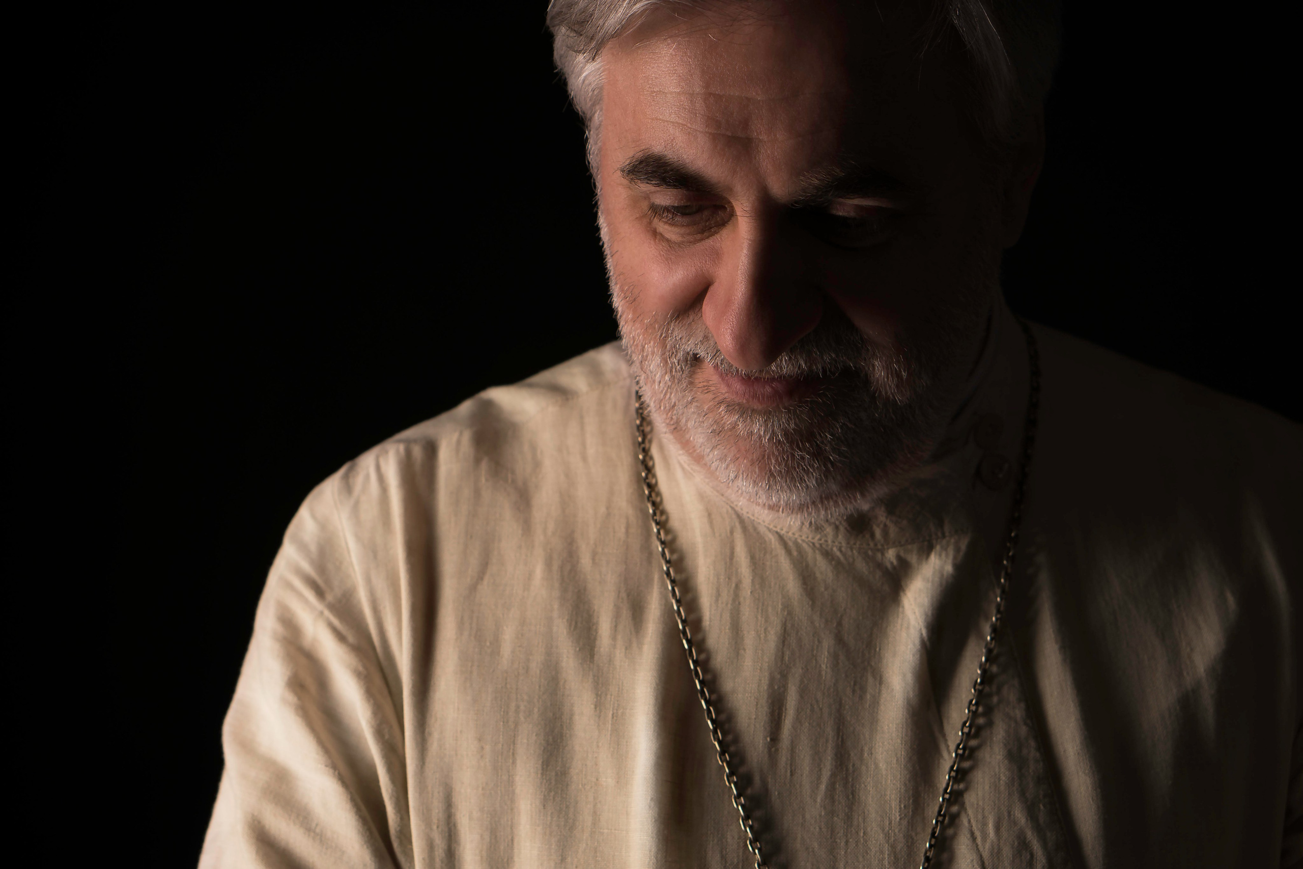 ФОТОГРАФ РАДОСТИ Фотосессия в студии СПб. Портретный фотограф — Юрий Торлопов