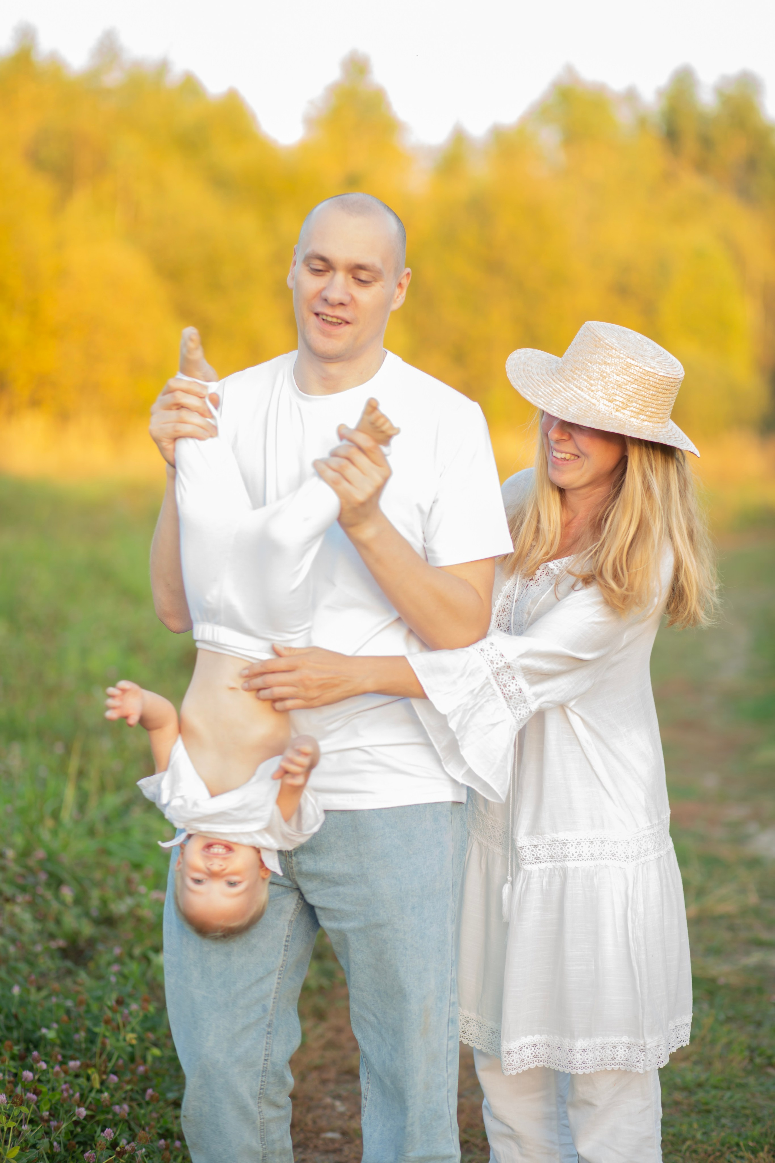 В поле…. Семейный и детский фотограф в Москве и МО — Александра