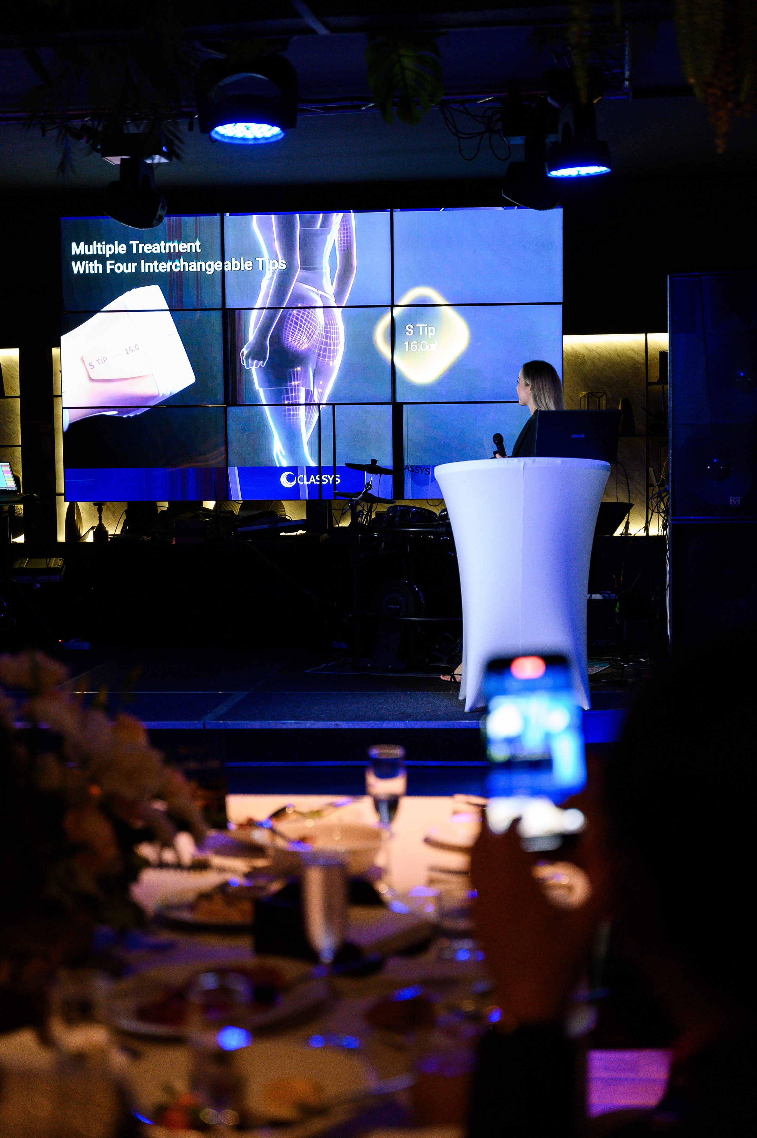 Профессиональные фотографии с мероприятия в ресторане Barceloneta в Сочи — запечатленные моменты