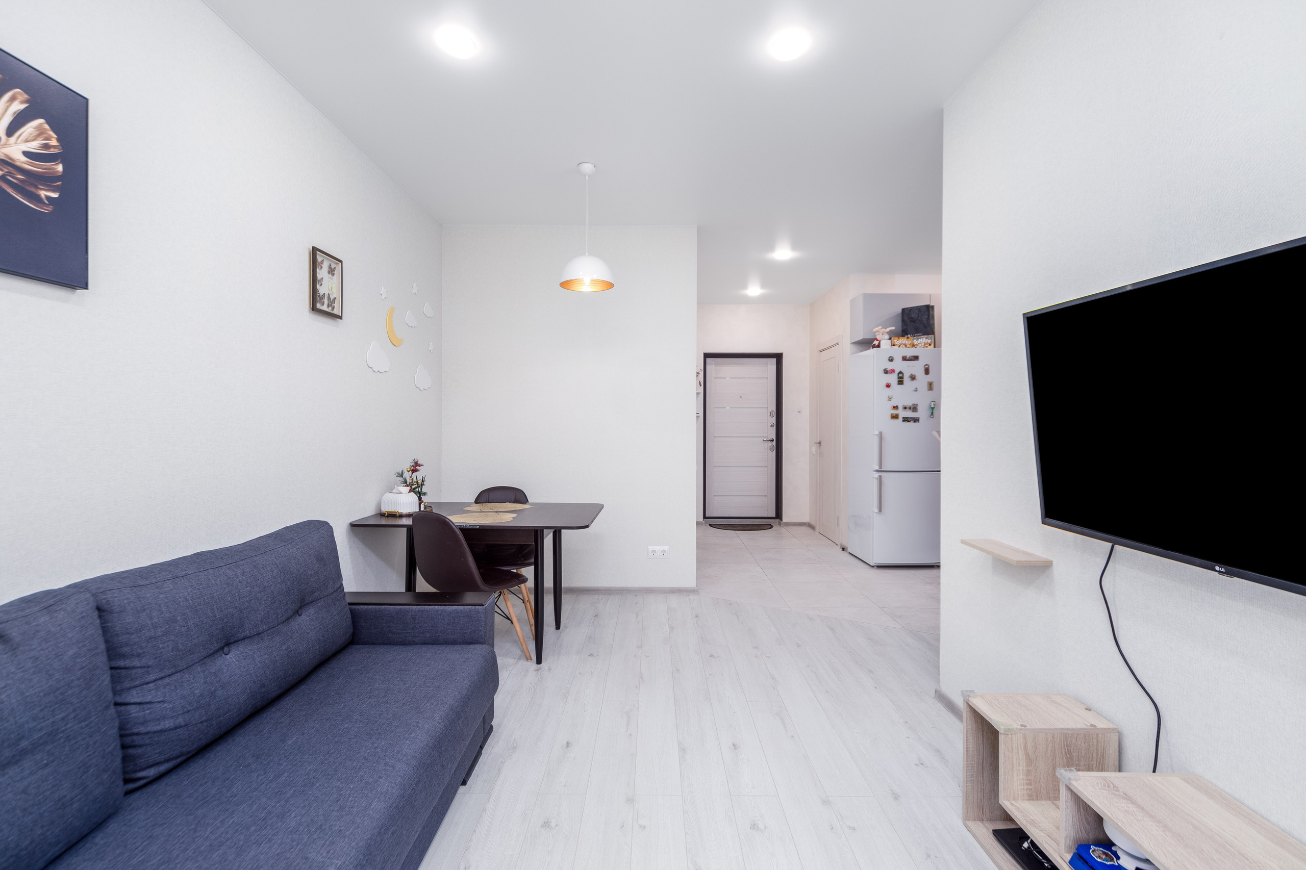 Фотограф Sakavita Media - интерьер гостиной в евро-2 квартире в ЖК Минск Мир