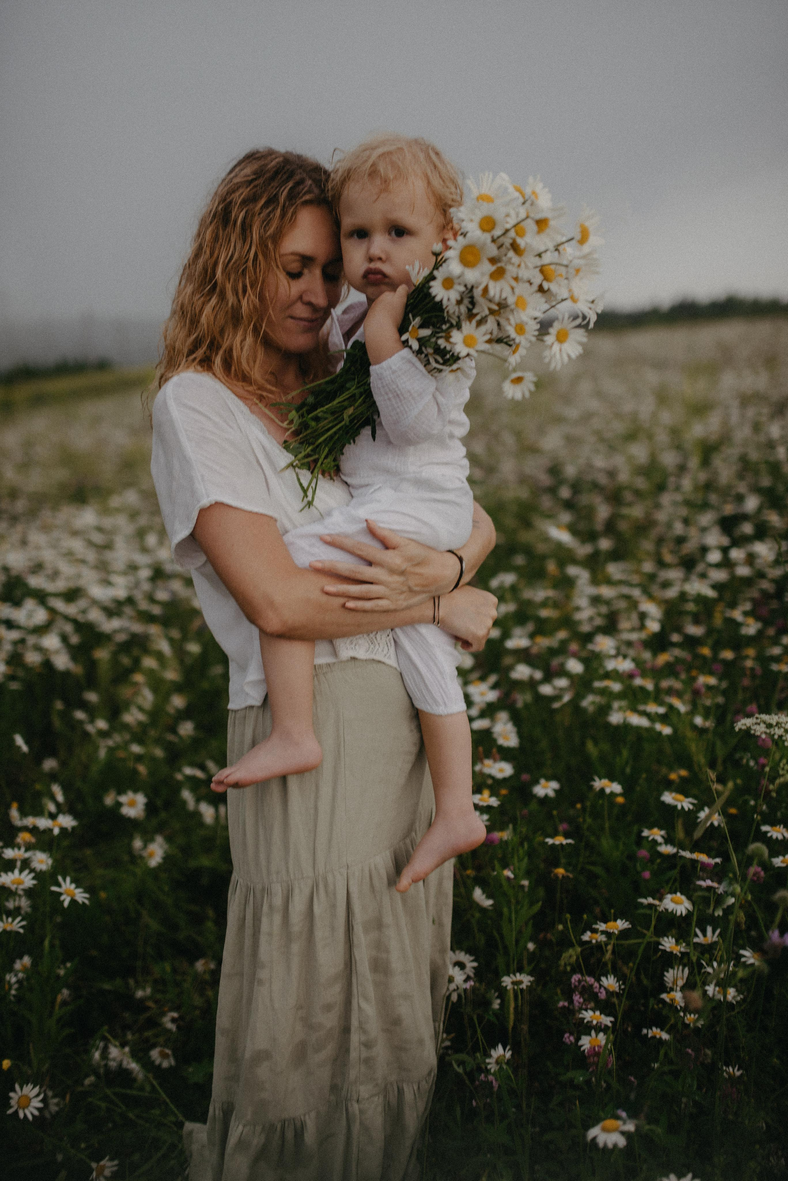 Ромашки в грозу. Главная