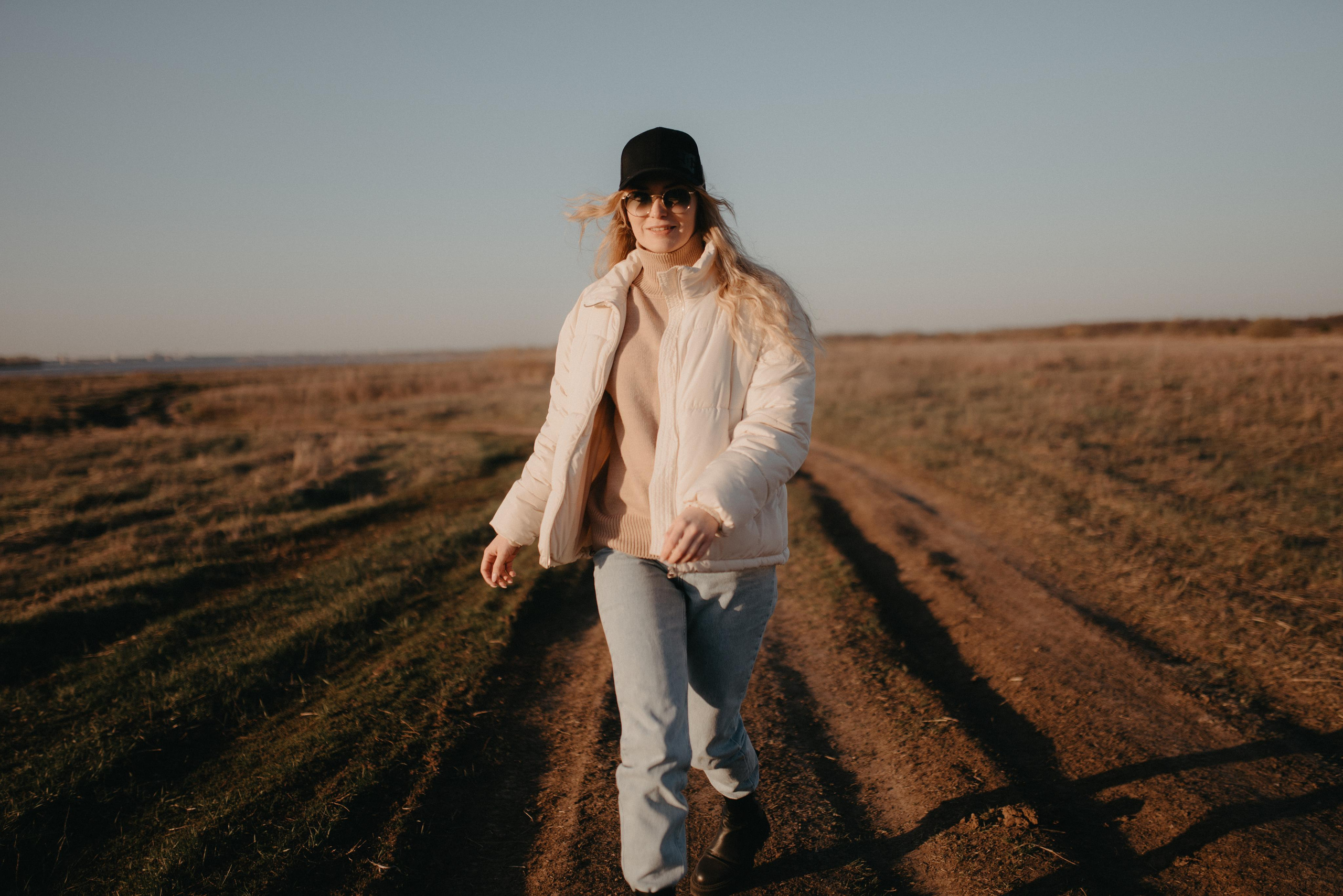 Закат в приятной компании. Главная