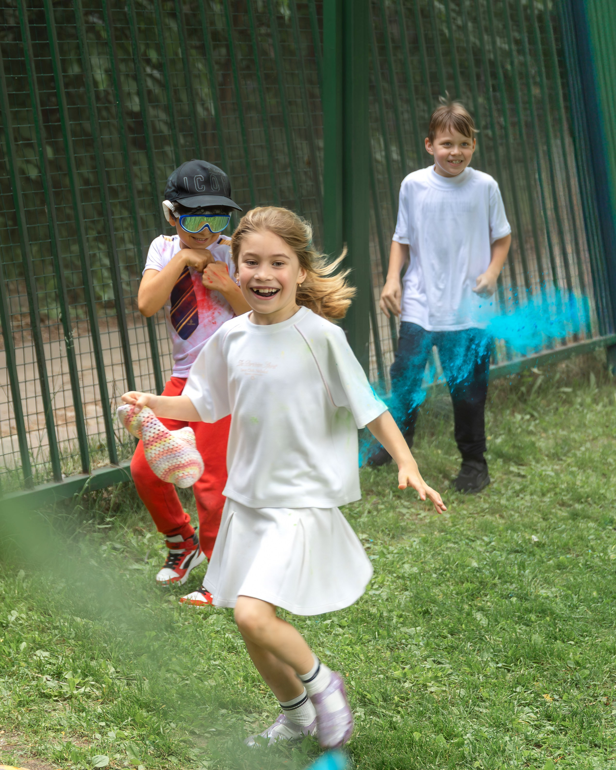 The International School of Moscow. Color Day. Выпускные альбомы для школы и детского сада — школьный фотограф Подольск, Троицк, Щербинка, Москва