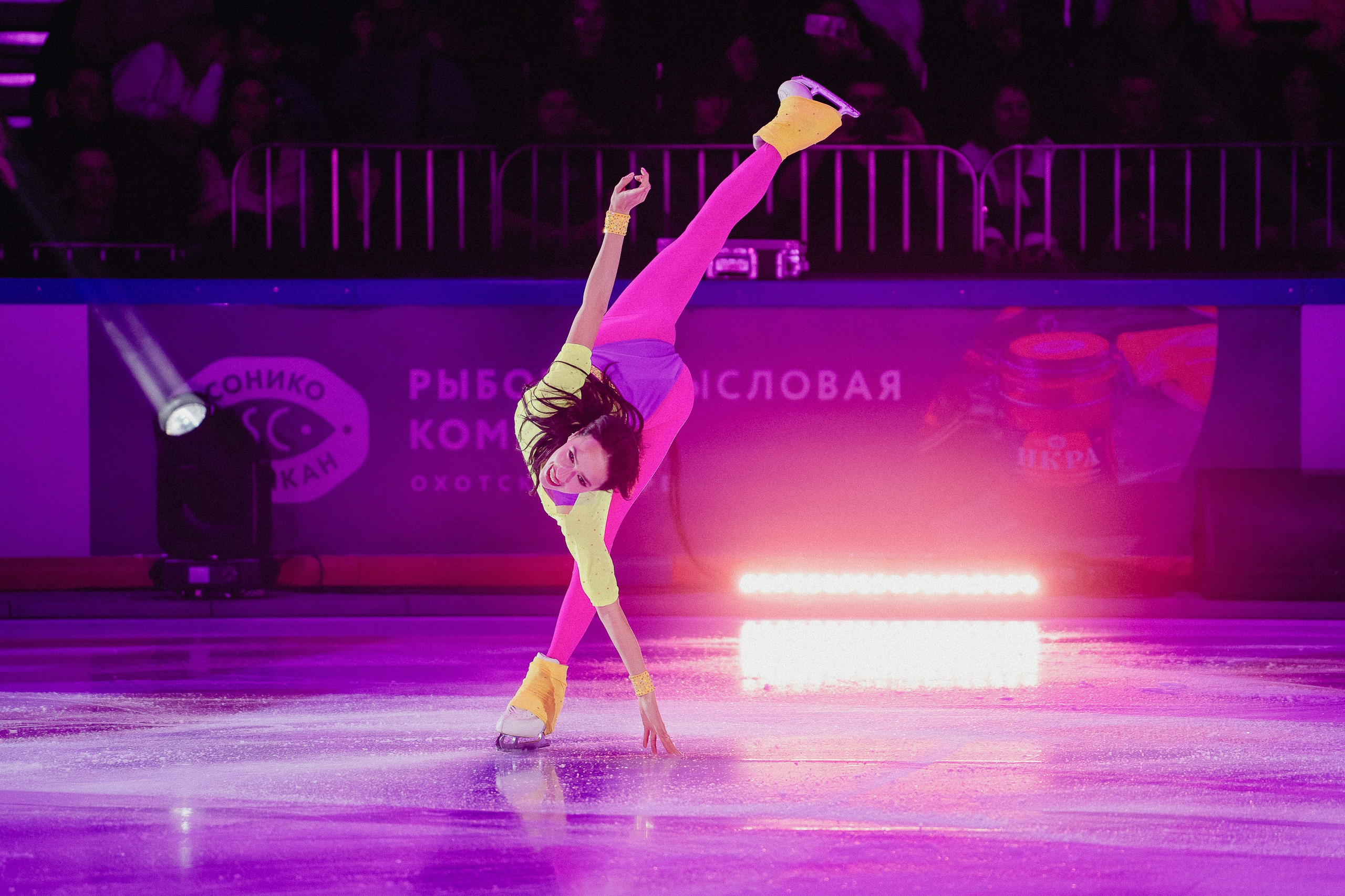 Шоу Этери Тутберидзе в Новосибирске. Воробьева Ксения — Спортивный и танцевальный фотограф Новосибирск