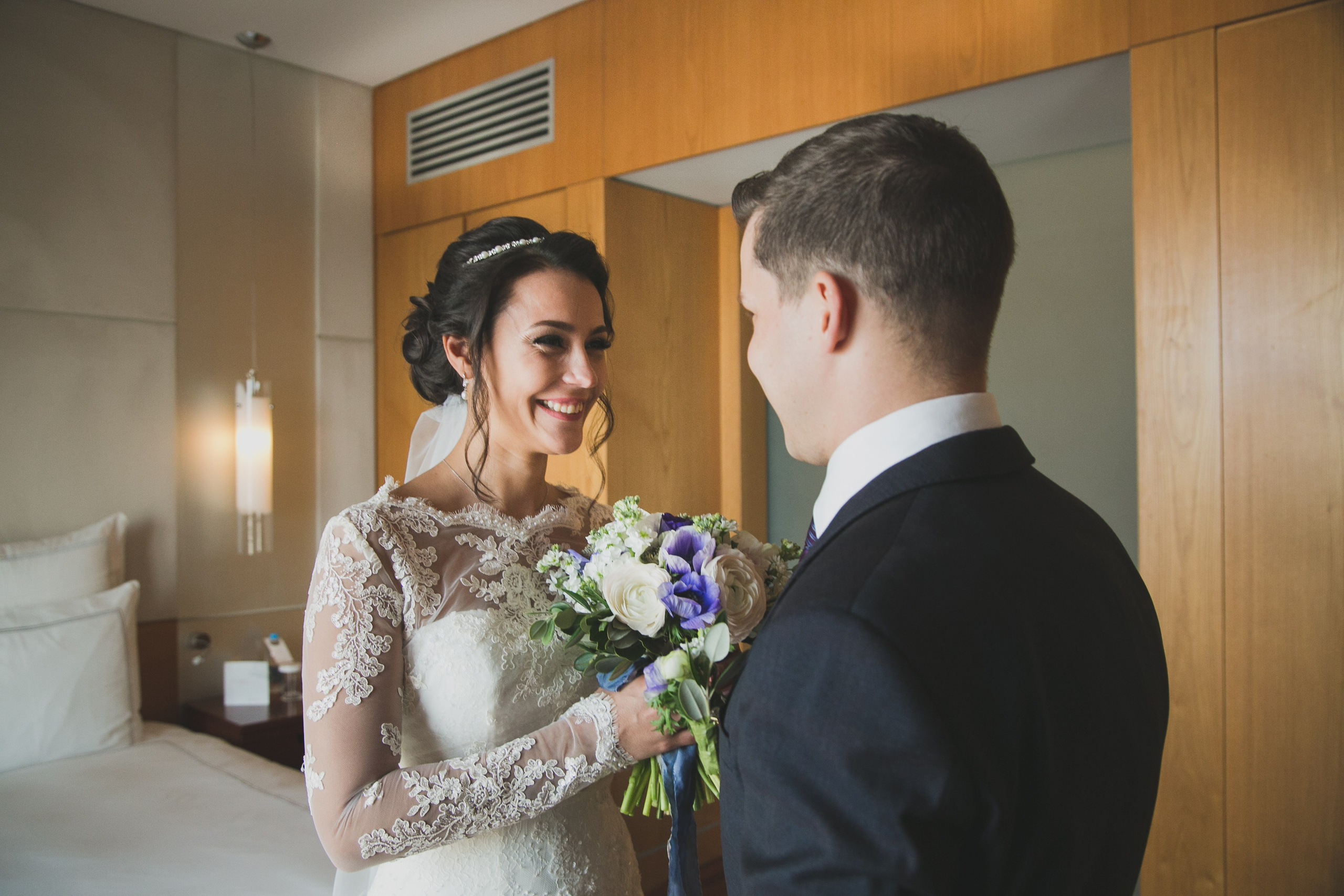 Свадебный фотограф и видеограф Павел Коротков. Эмоции фото и энергия видео, два в одном - вот моё кредо. Свадебный фотограф и видеограф в Москве и области. Выгодное предложение — два в одном