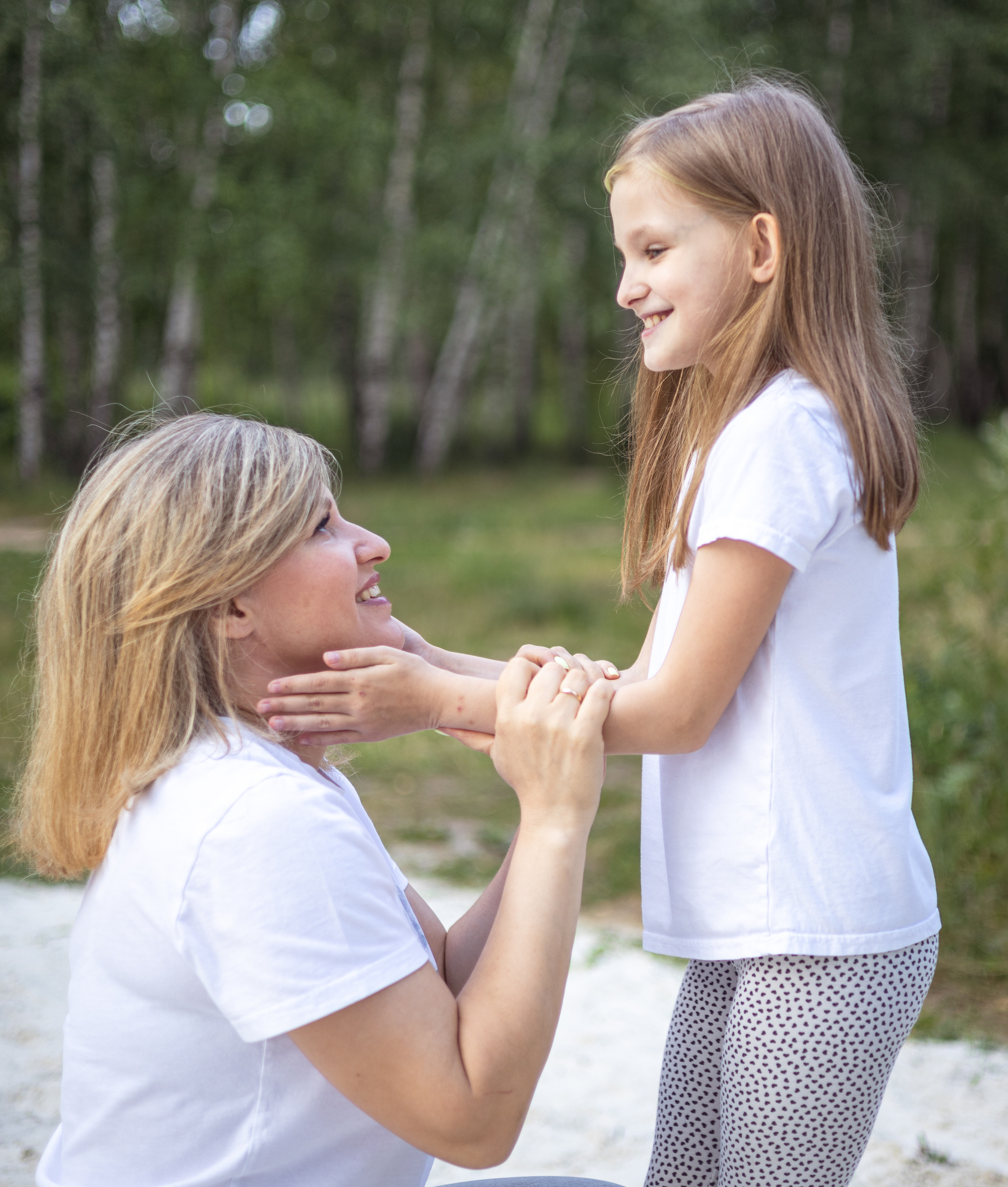 Family photo session in the sunset lights. Family, portrait, content photo in Costa Rica Evgeniya Besprozvannykh