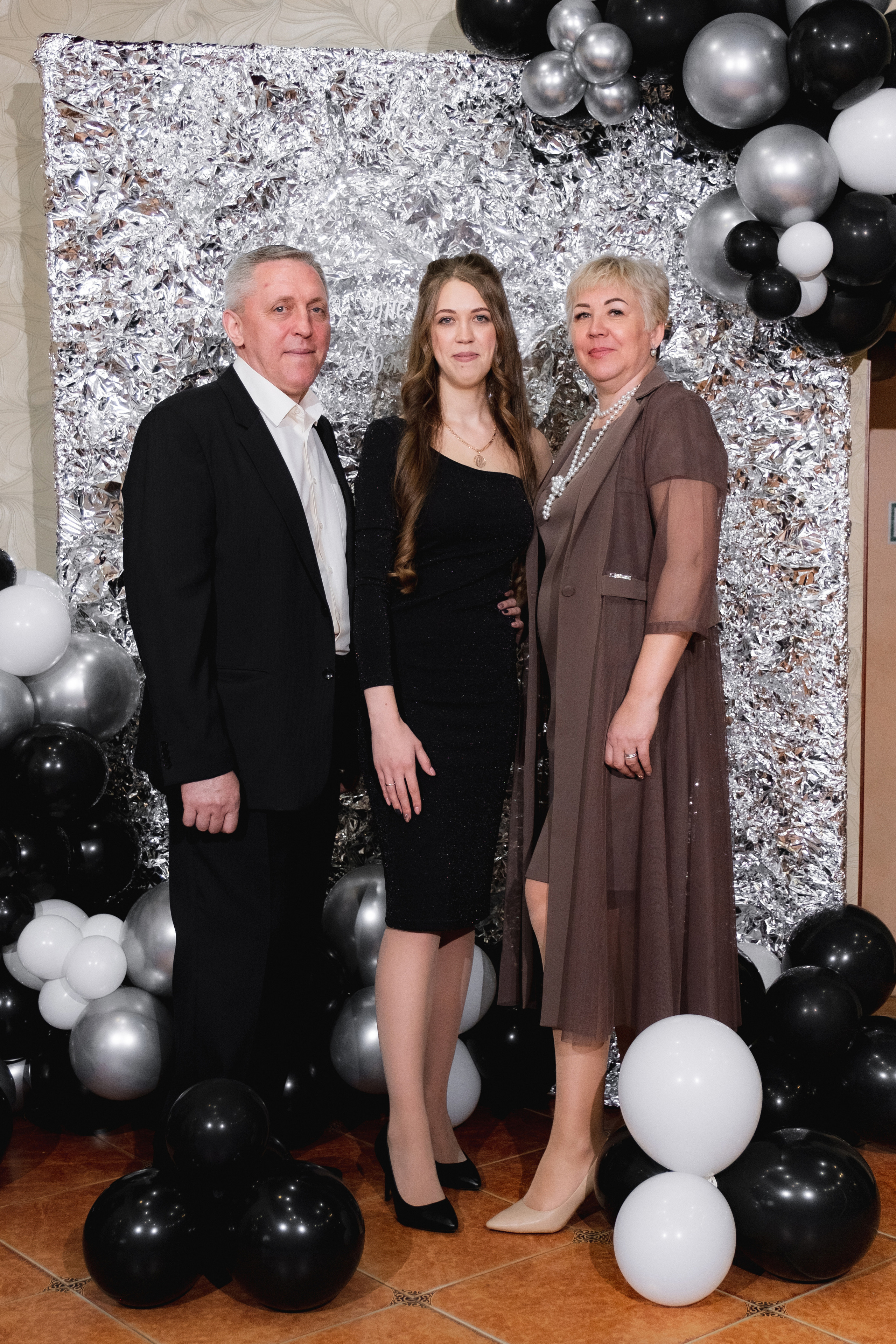 Репортажная фотосессия юбилея Ксении. Антонина Мезинова фотограф Михайловка и Волгоград